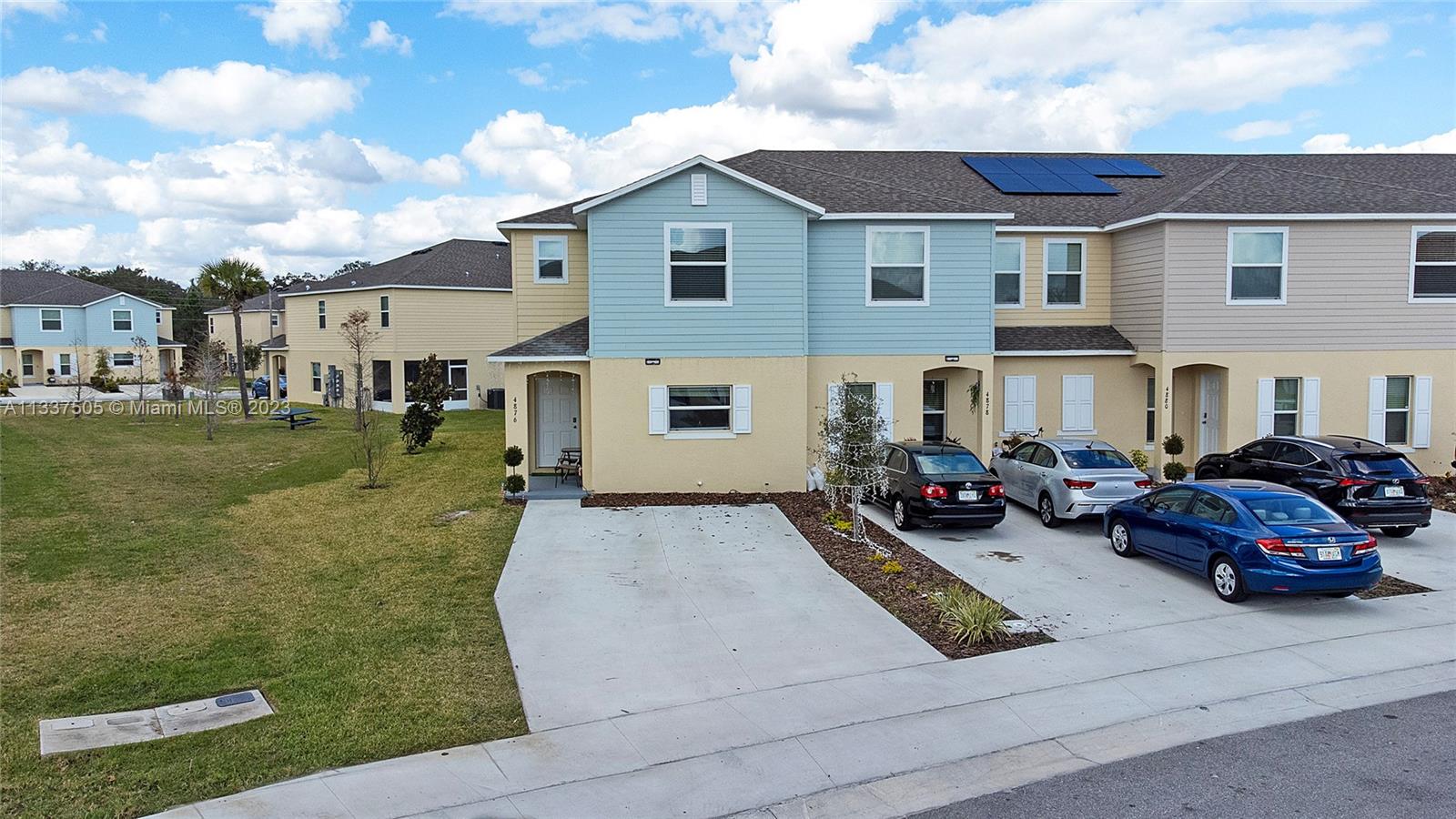 FIESTA KEY - Residential