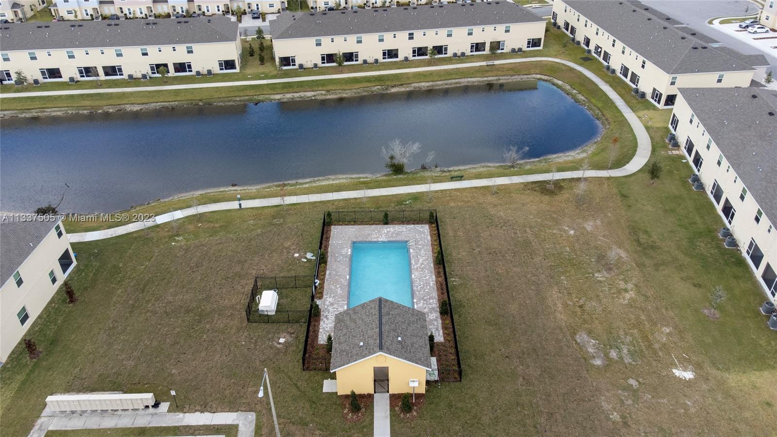 FIESTA KEY - Residential