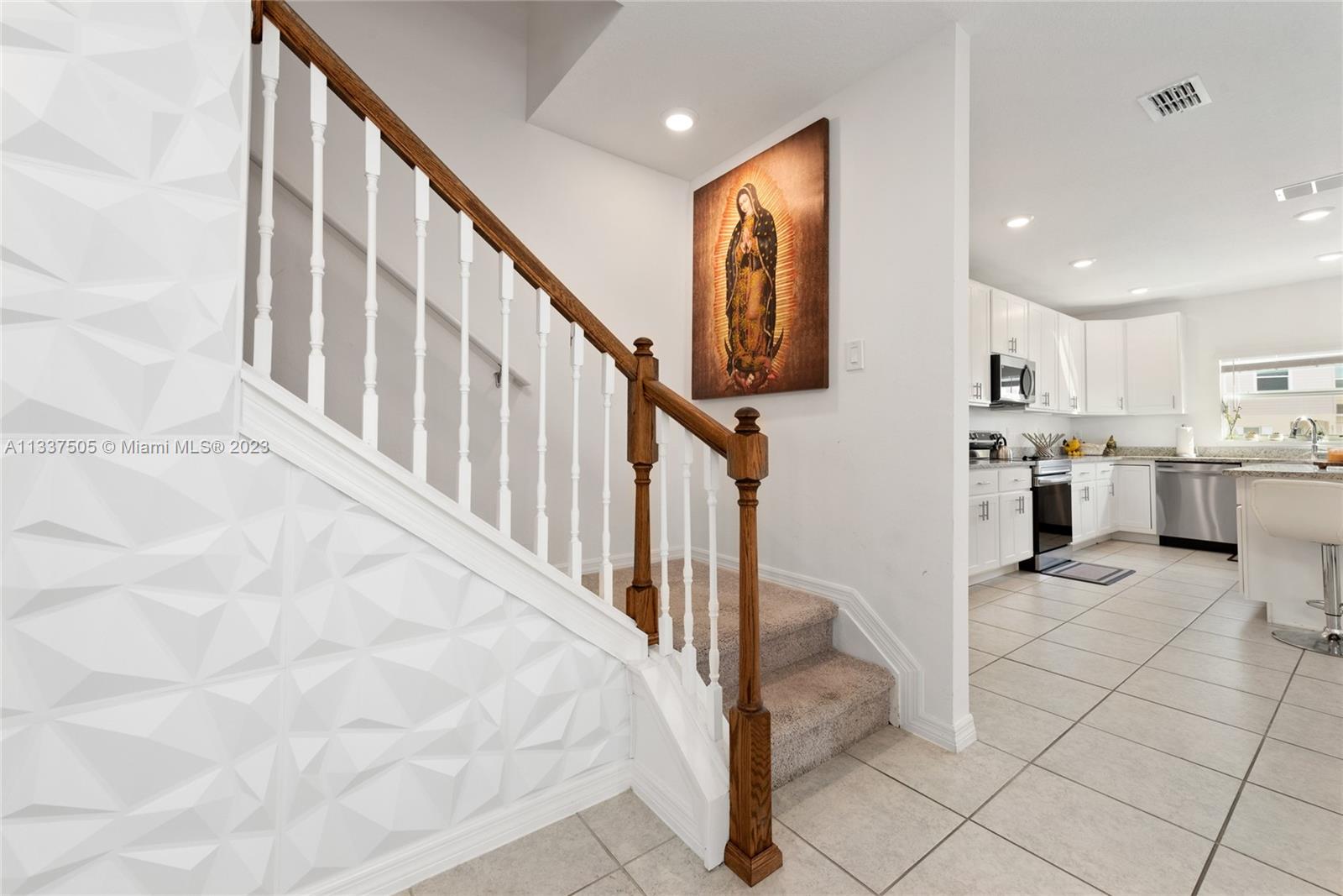 FIESTA KEY - Residential