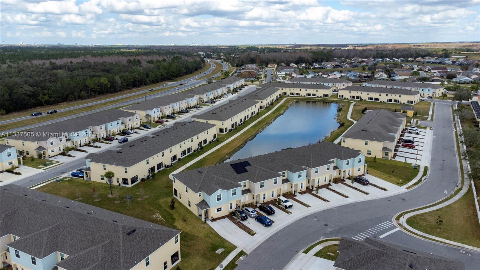 FIESTA KEY - Residential