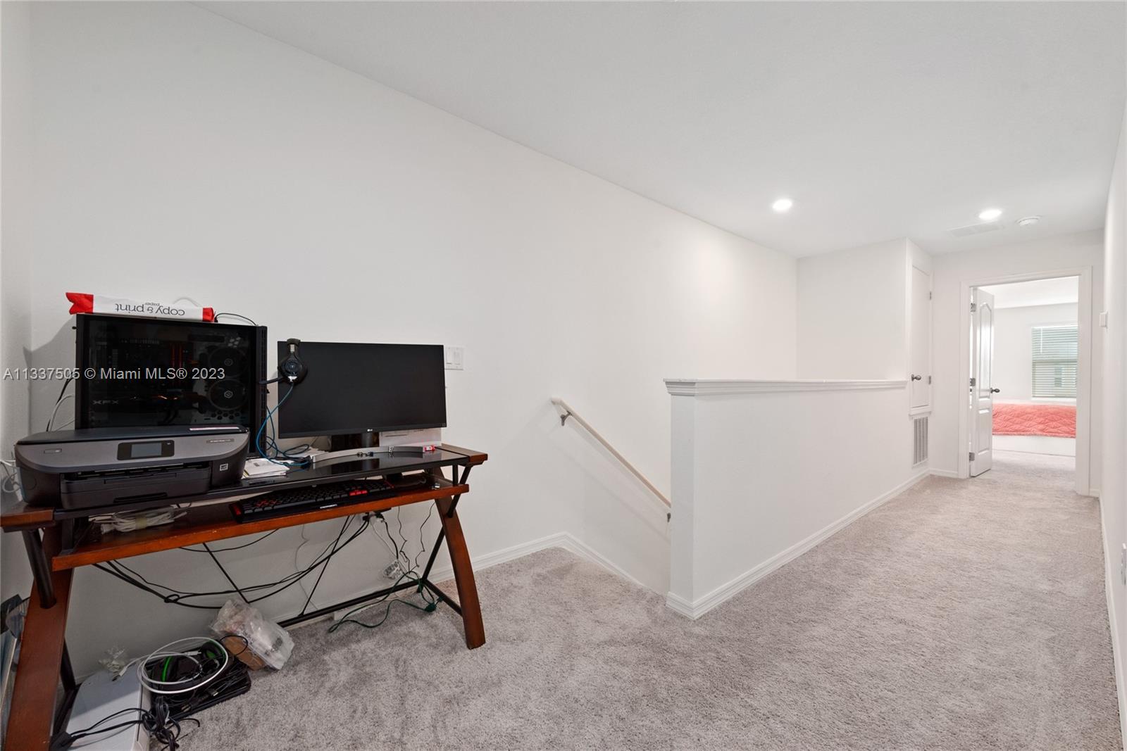 FIESTA KEY - Residential