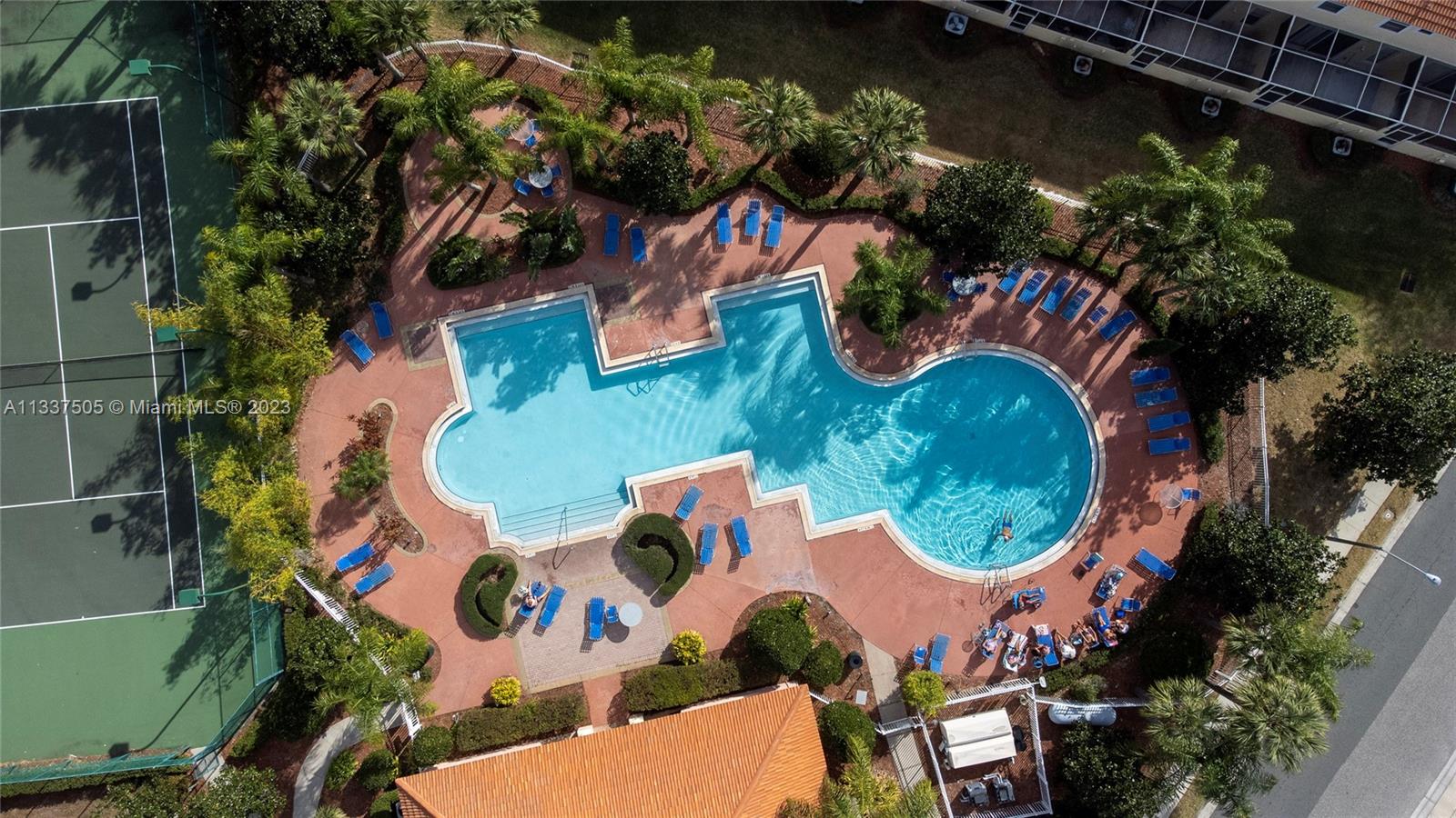 FIESTA KEY - Residential