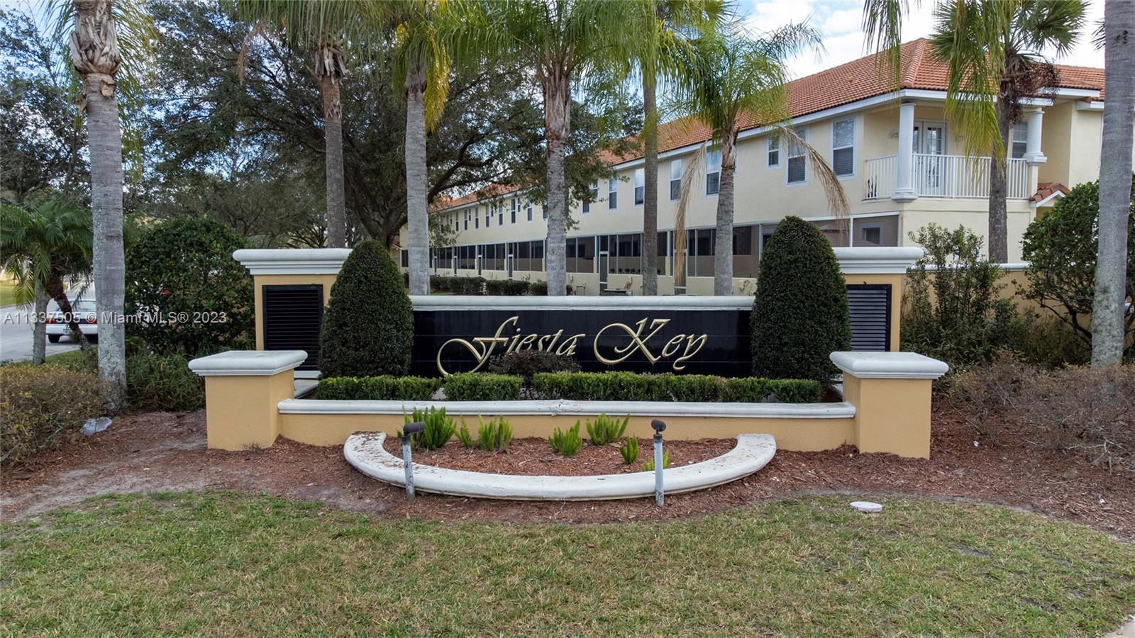 FIESTA KEY - Residential