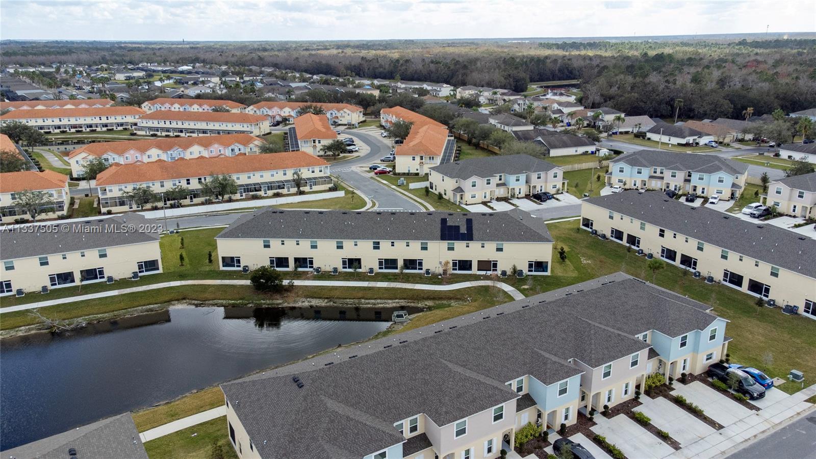 FIESTA KEY - Residential