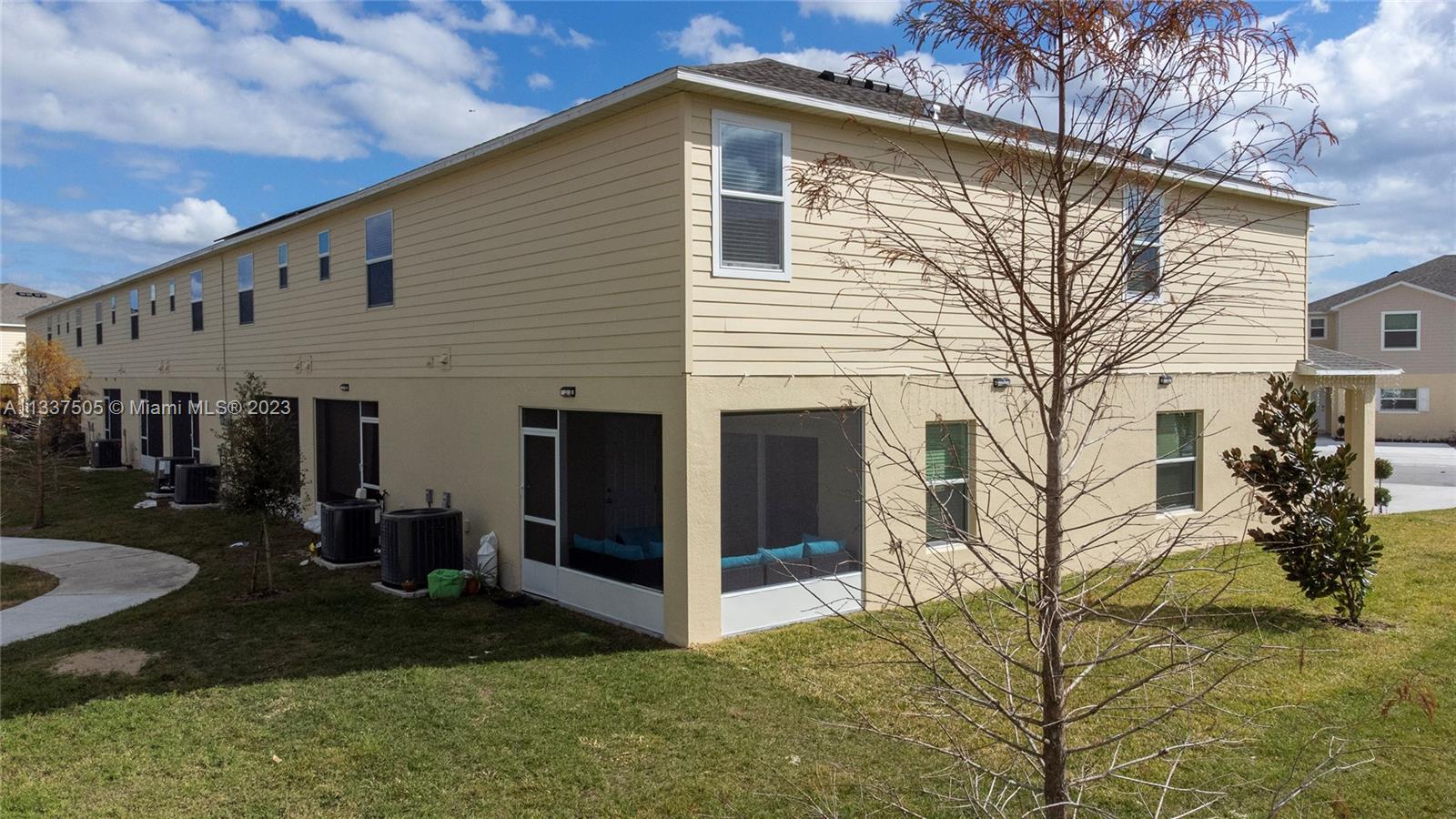 FIESTA KEY - Residential