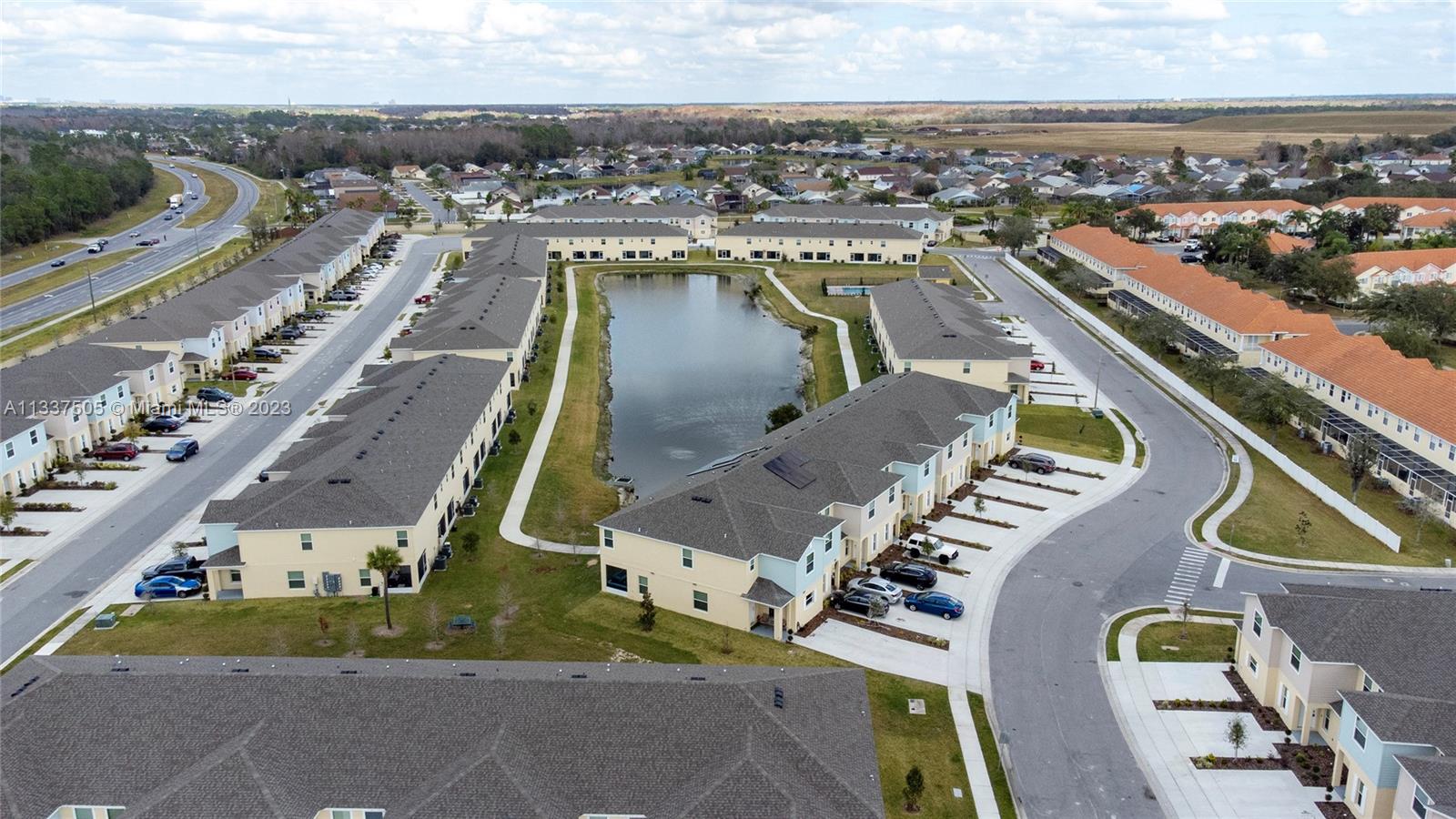 FIESTA KEY - Residential