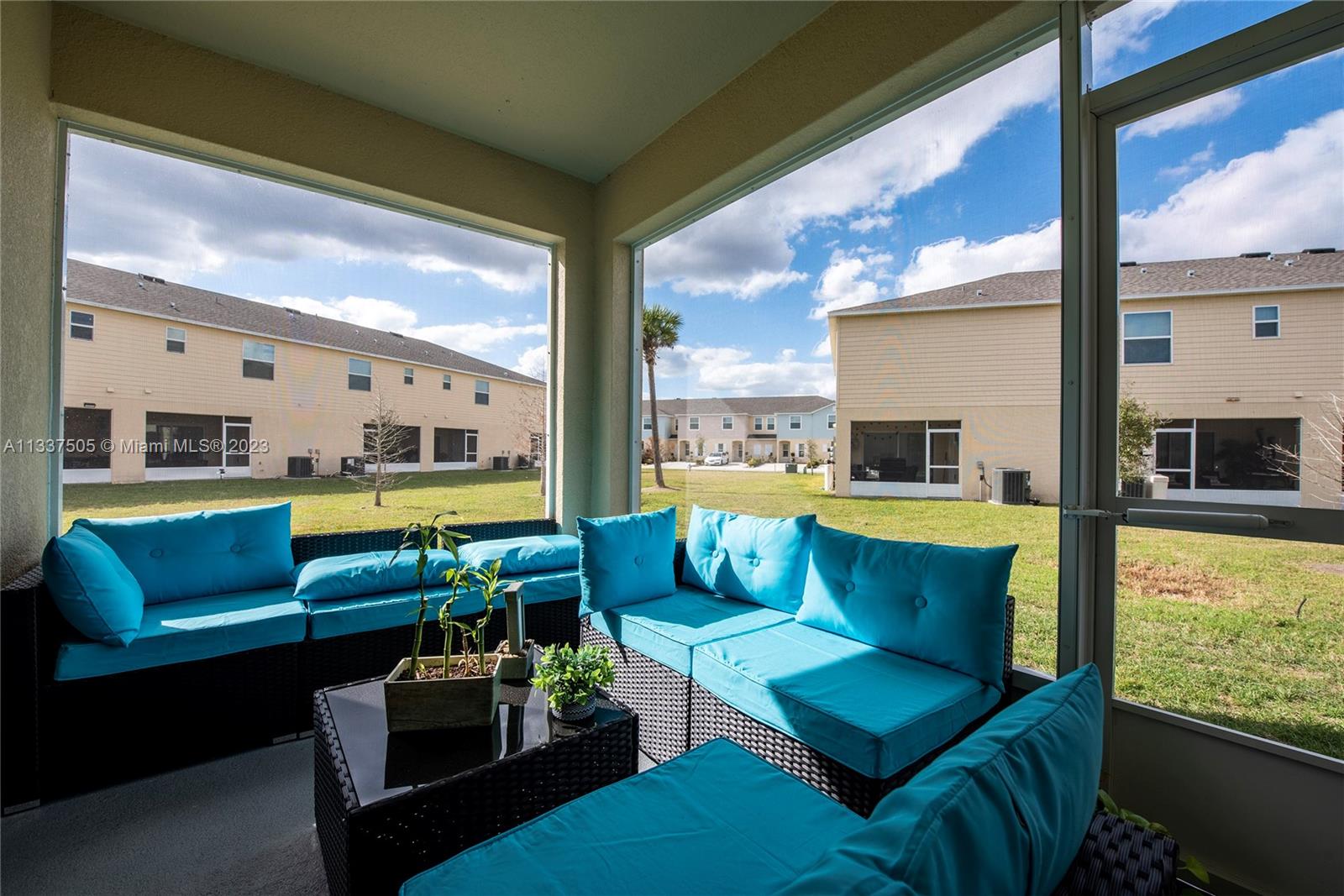 FIESTA KEY - Residential
