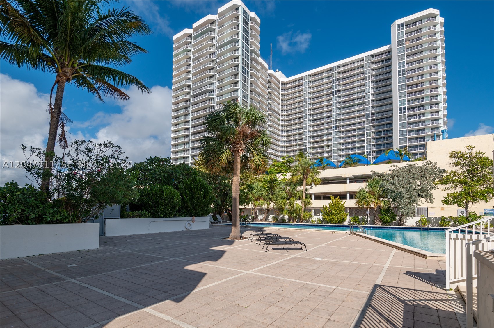 CARIBBEAN TOWERS CONDO - Residential Lease