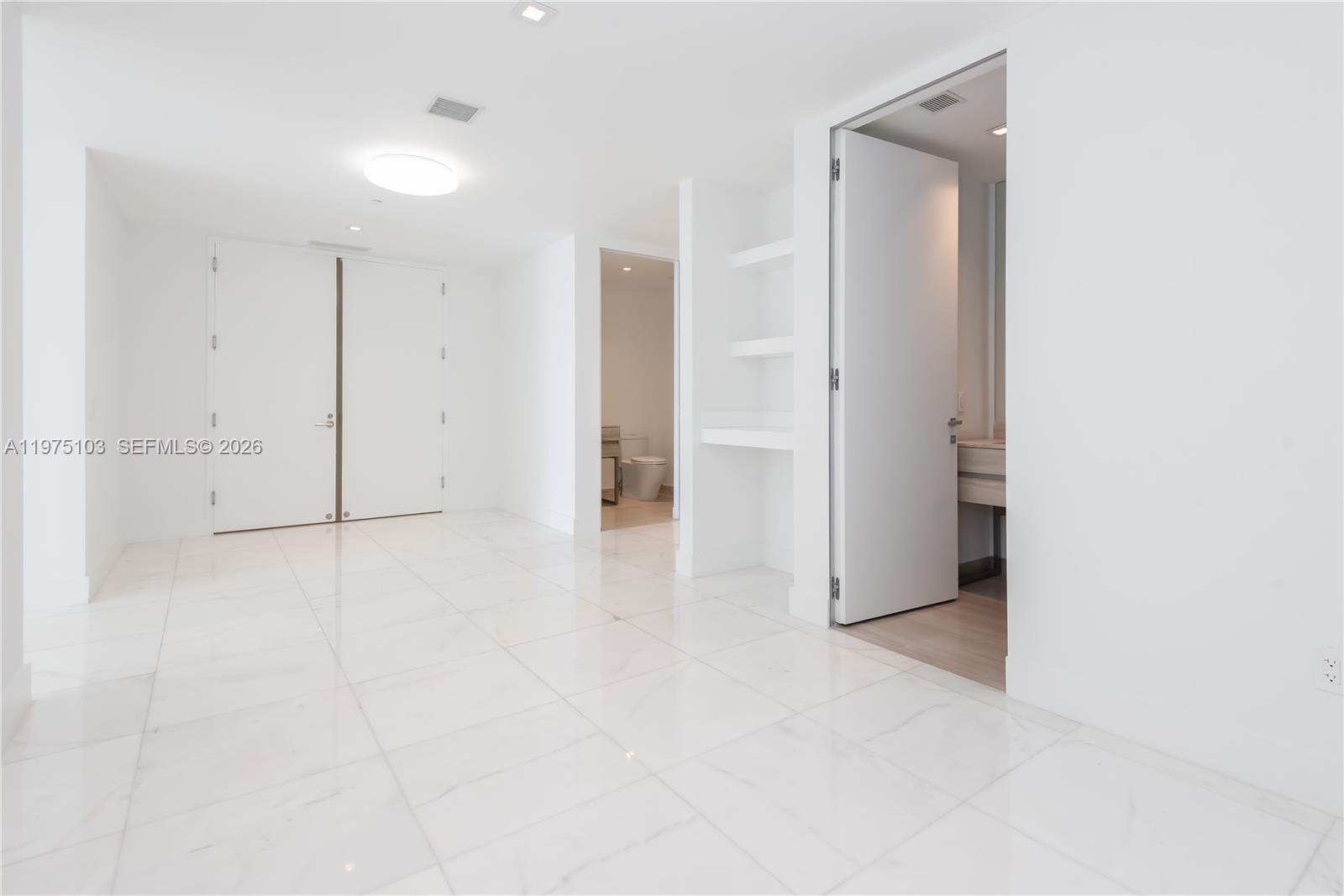 18975 COLLINS CONDO - Residential