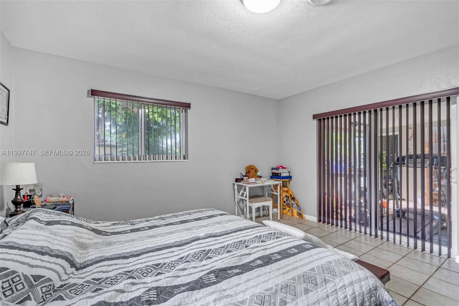 HIGHLAND MANOR SEC 6 - Residential Lease