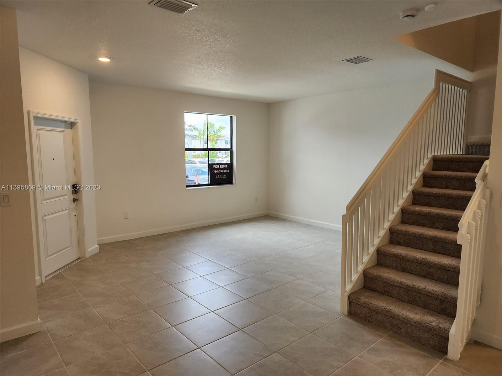 PINE ISLE - Residential Lease