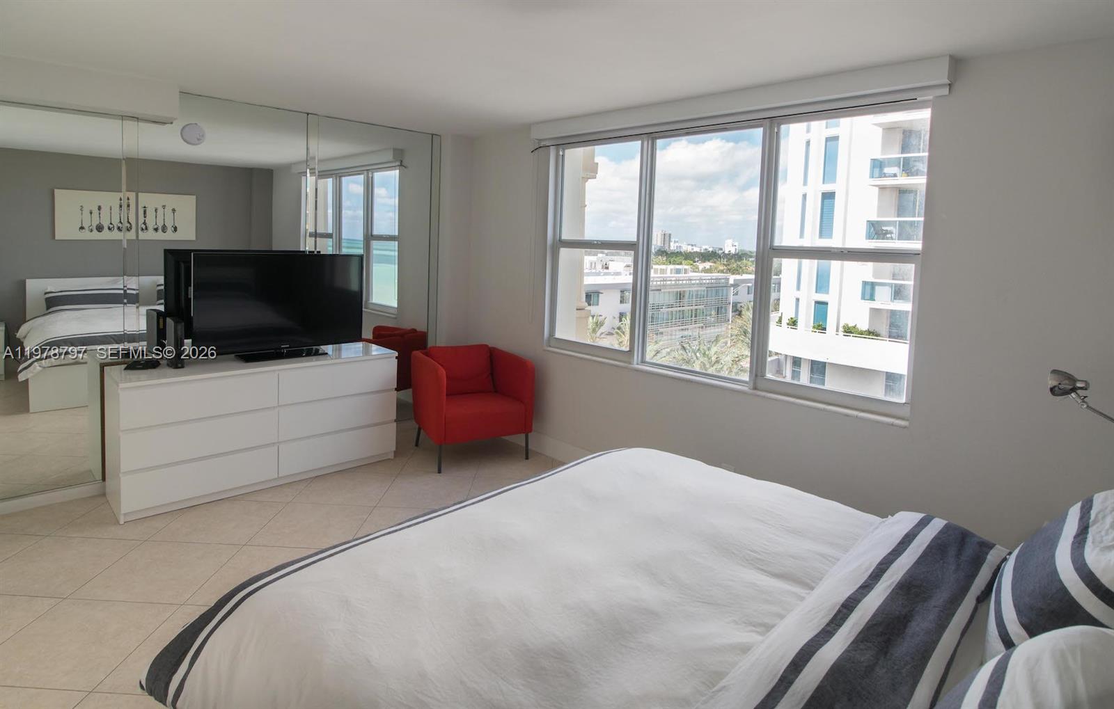 CARLISLE ON THE OCEAN CON - Residential Lease