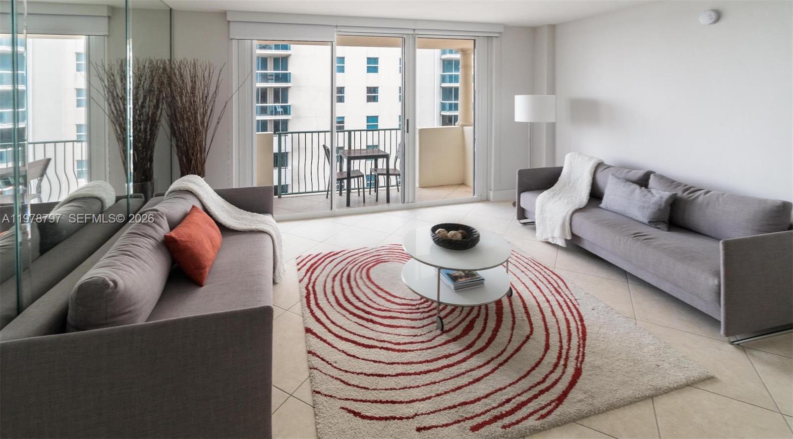 CARLISLE ON THE OCEAN CON - Residential Lease