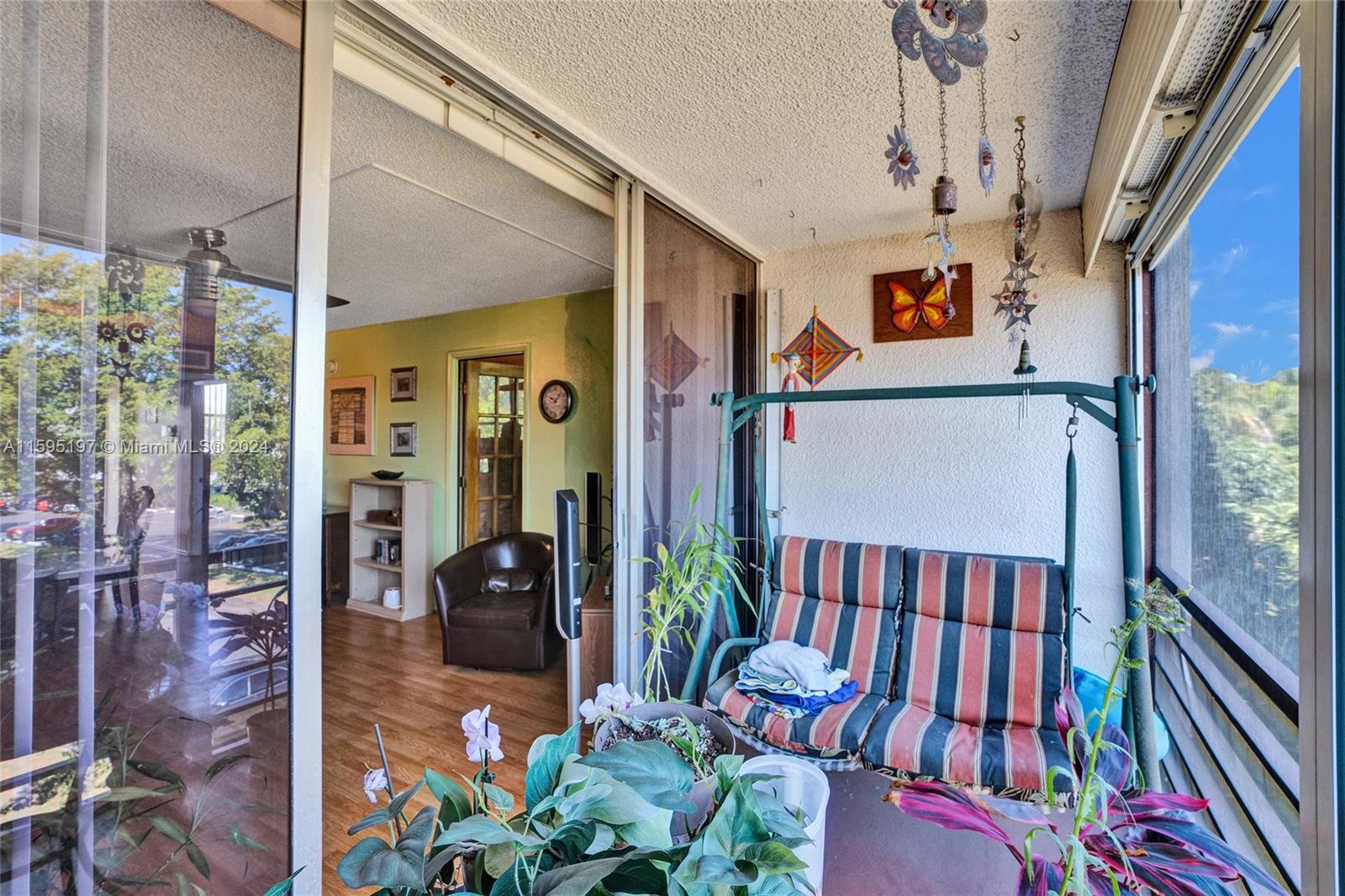 ROYAL PARK CONDO - Residential