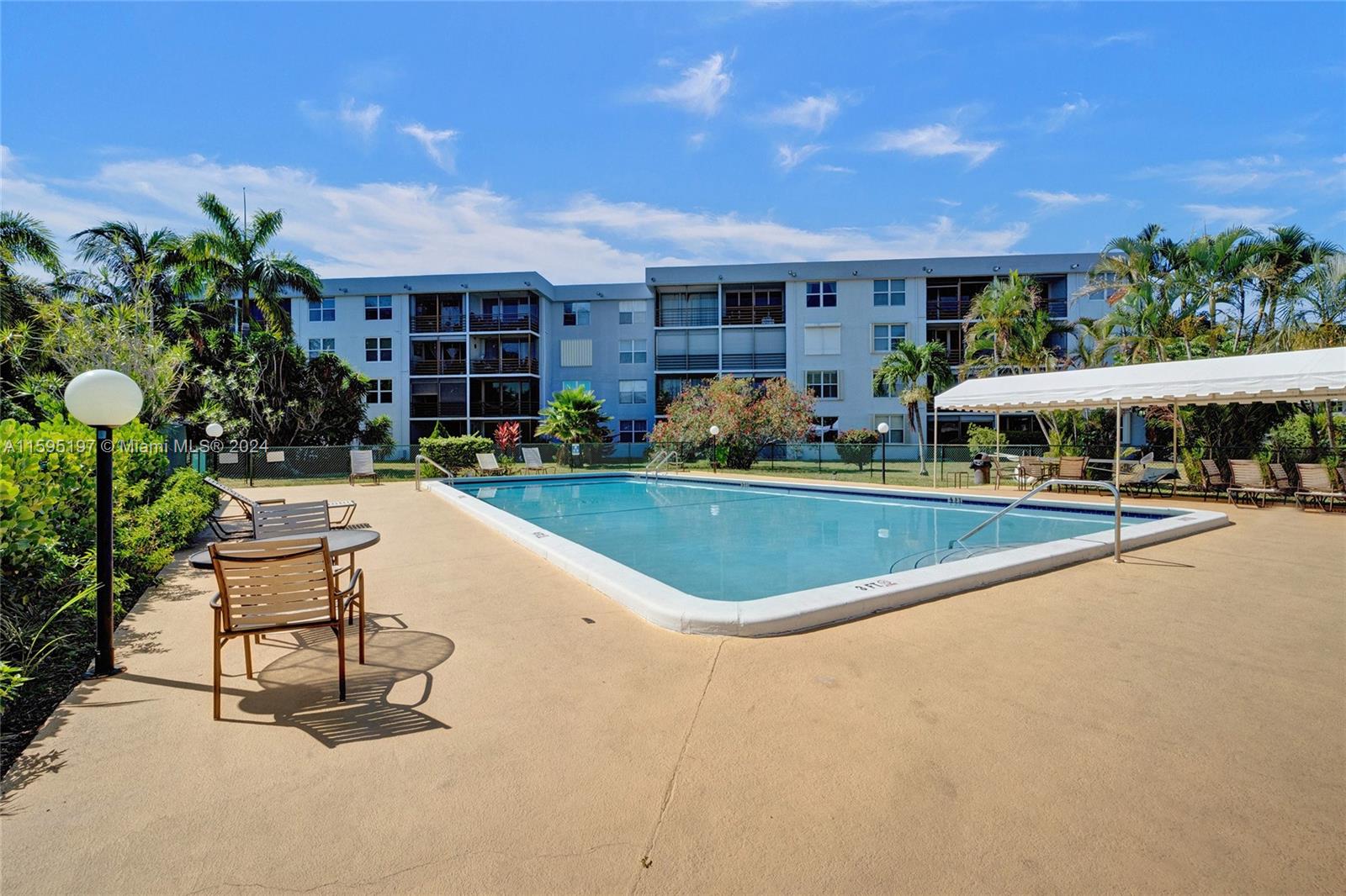ROYAL PARK CONDO - Residential