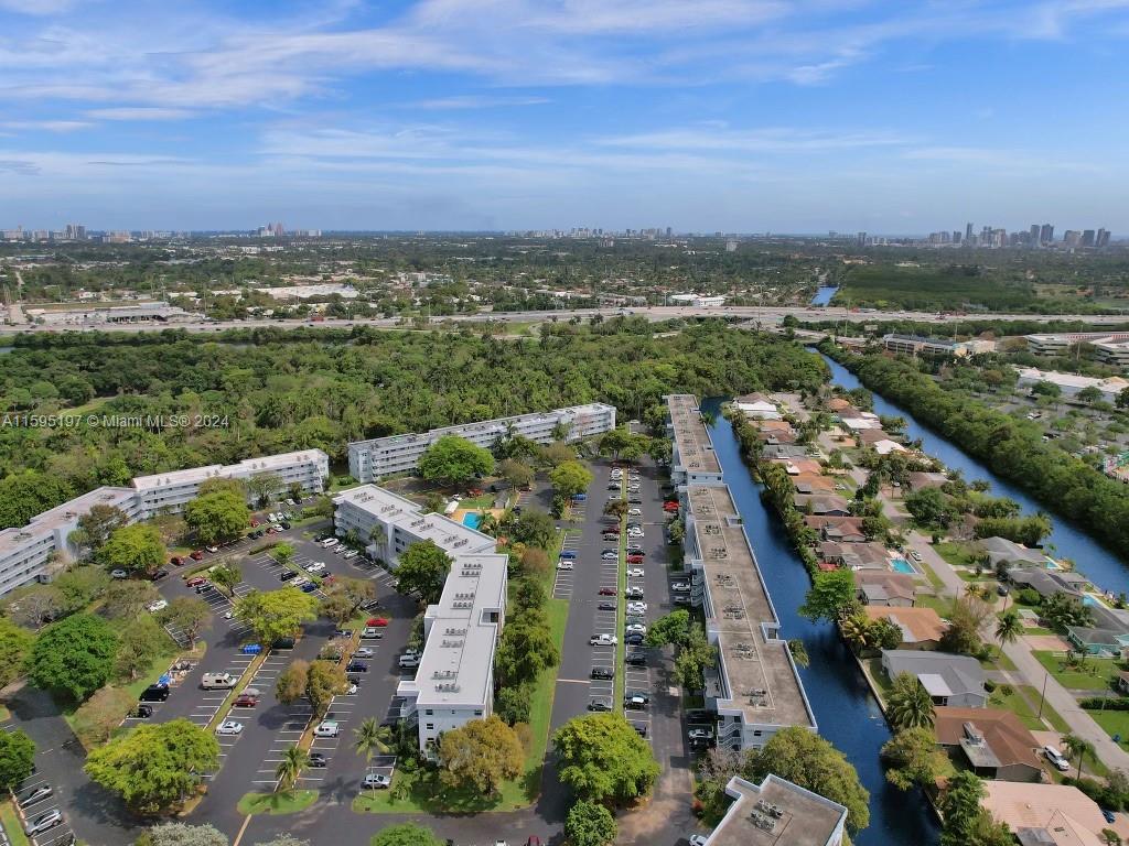 ROYAL PARK CONDO - Residential