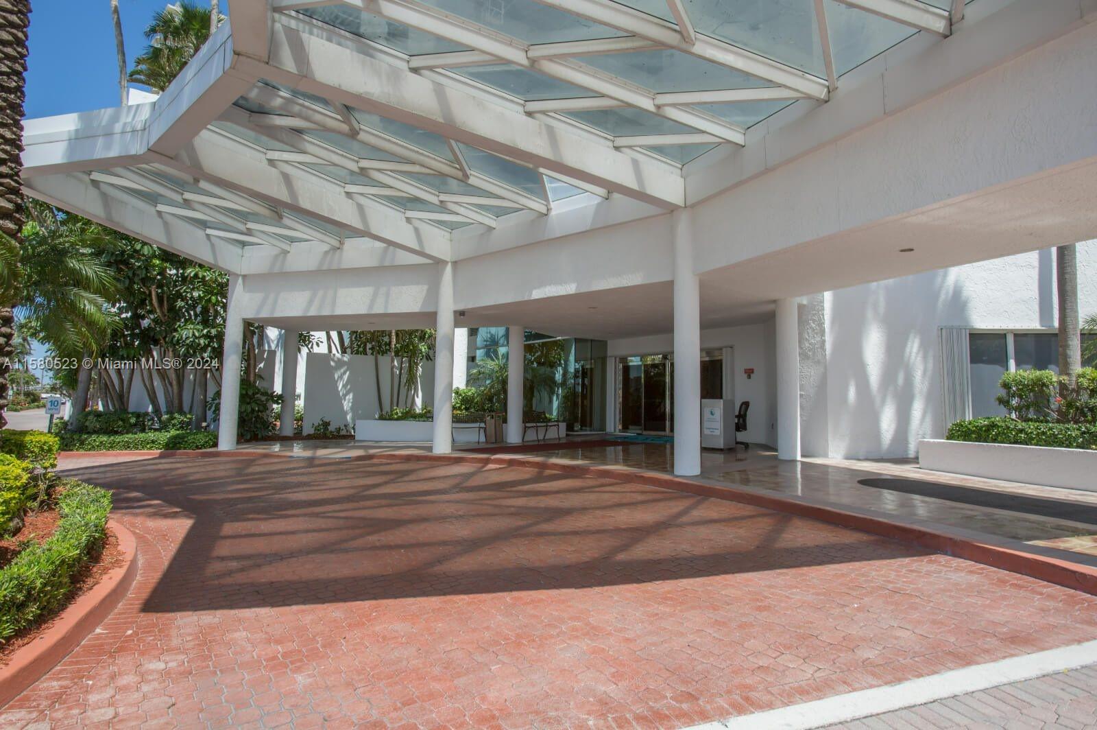 OCEANIA IV CONDO - Residential Lease