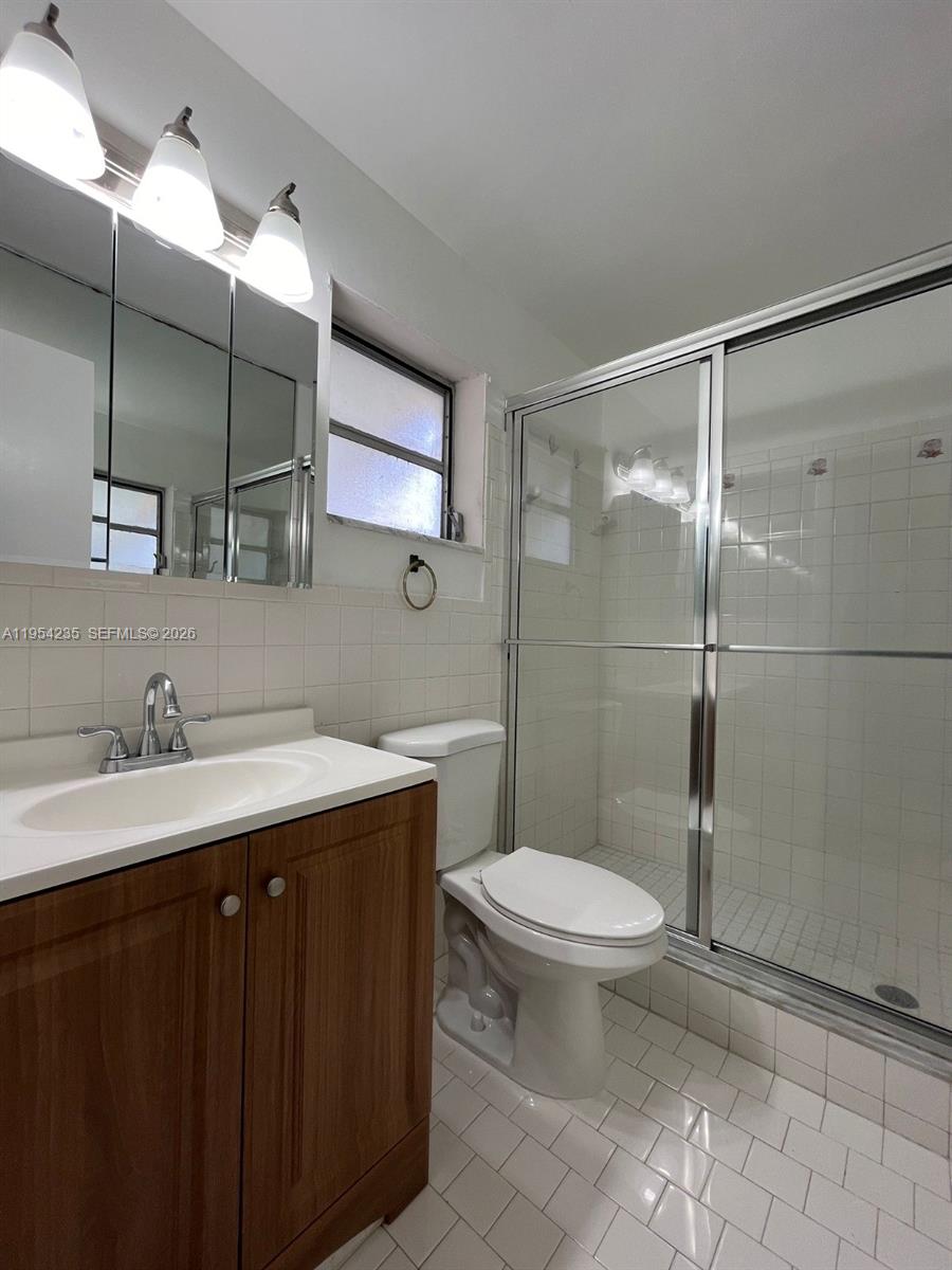 PALMVIEW CONDOMINIUM APAR - Residential