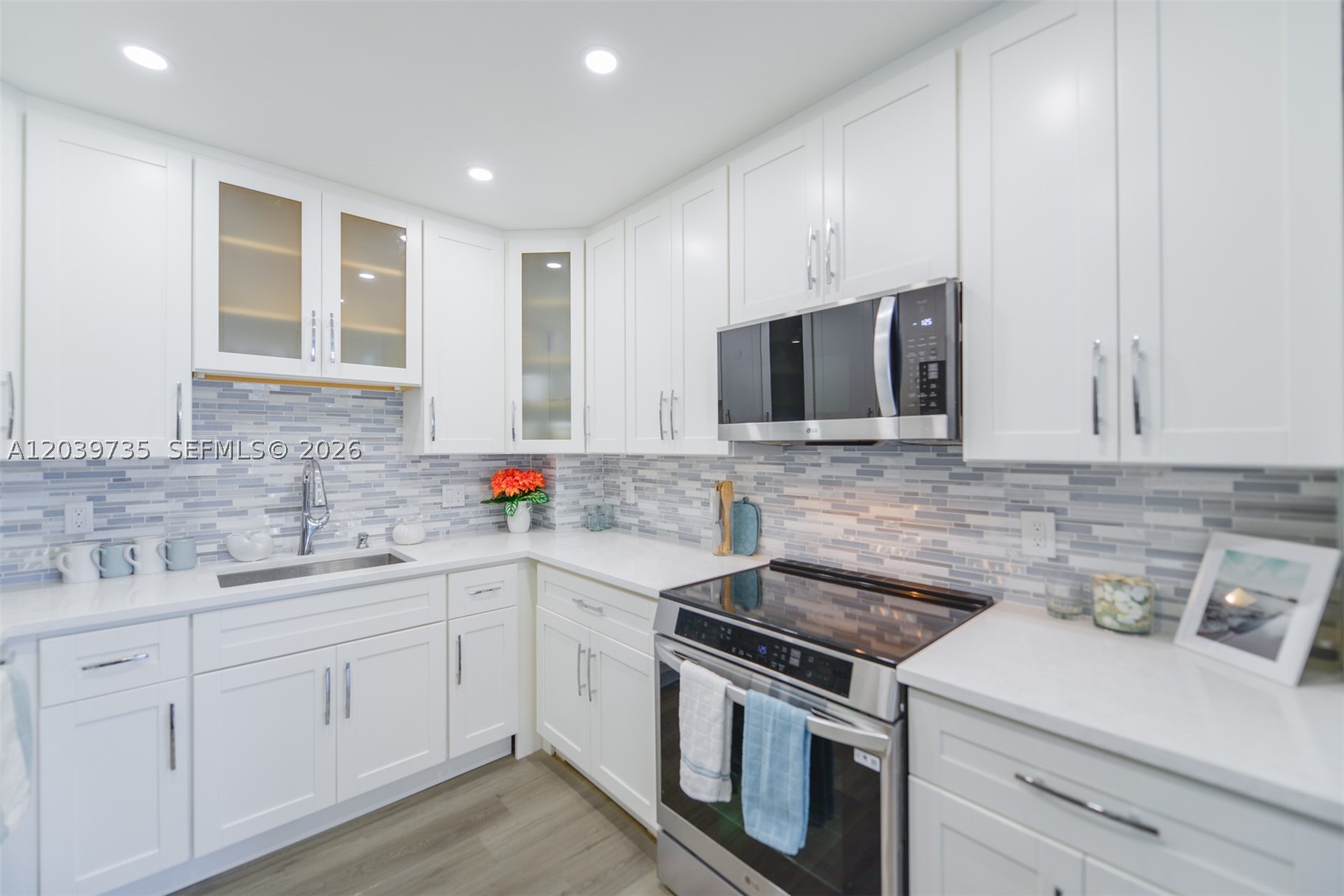 HEMISPHERES CONDO - Residential