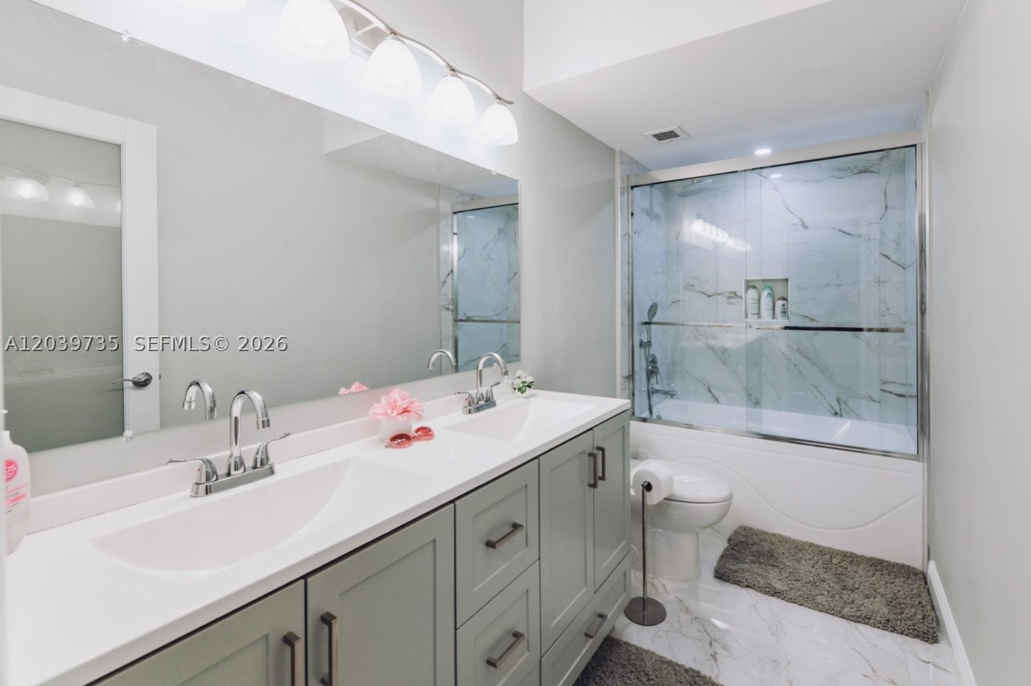 HEMISPHERES CONDO - Residential