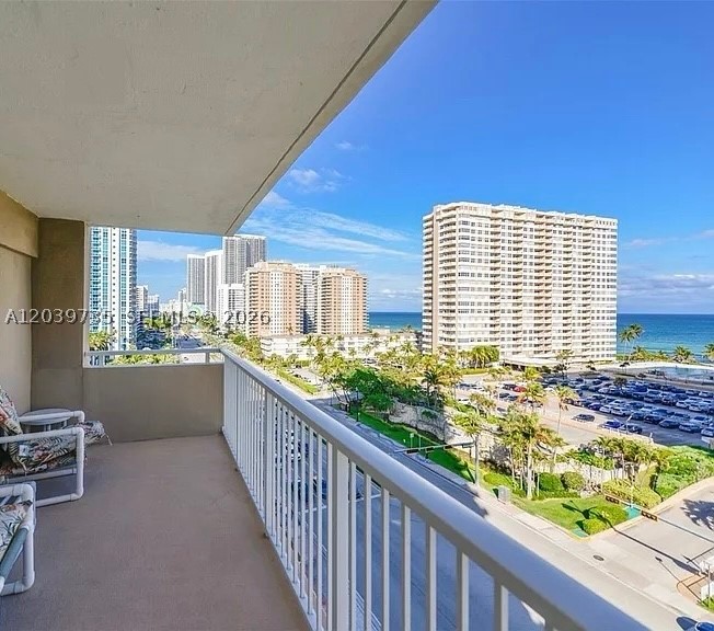 HEMISPHERES CONDO - Residential