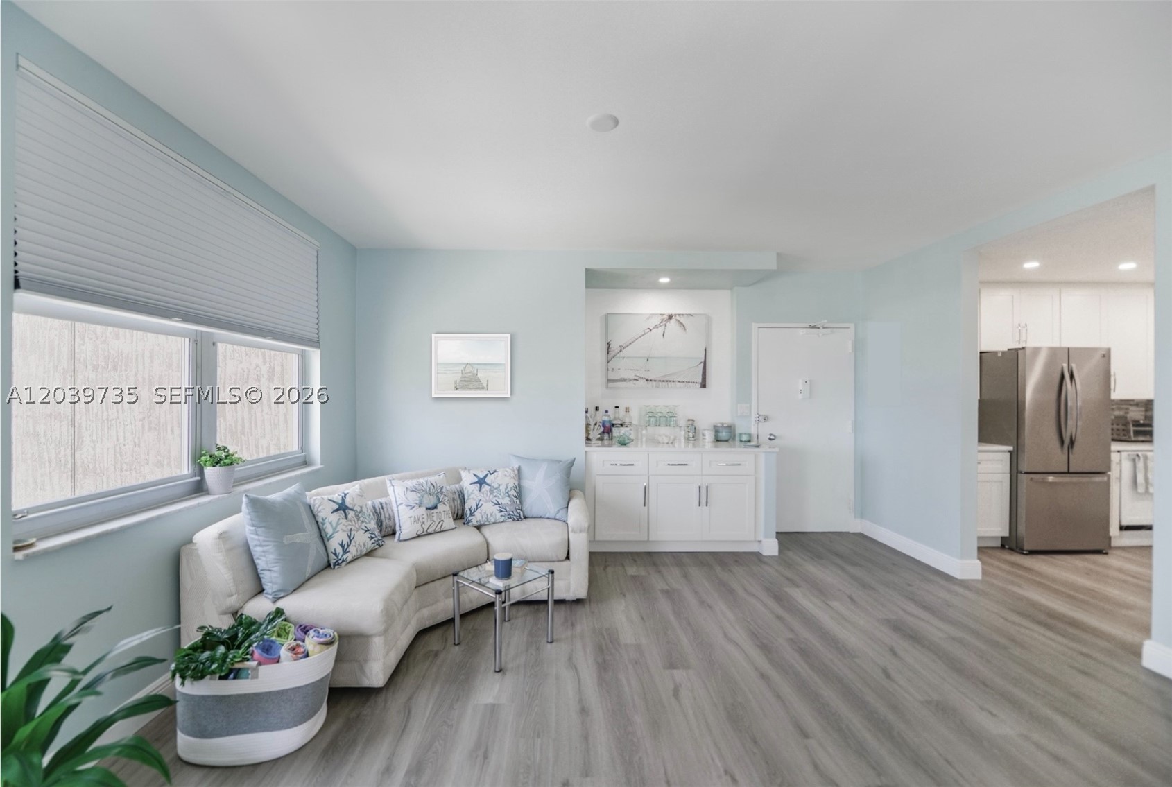 HEMISPHERES CONDO - Residential