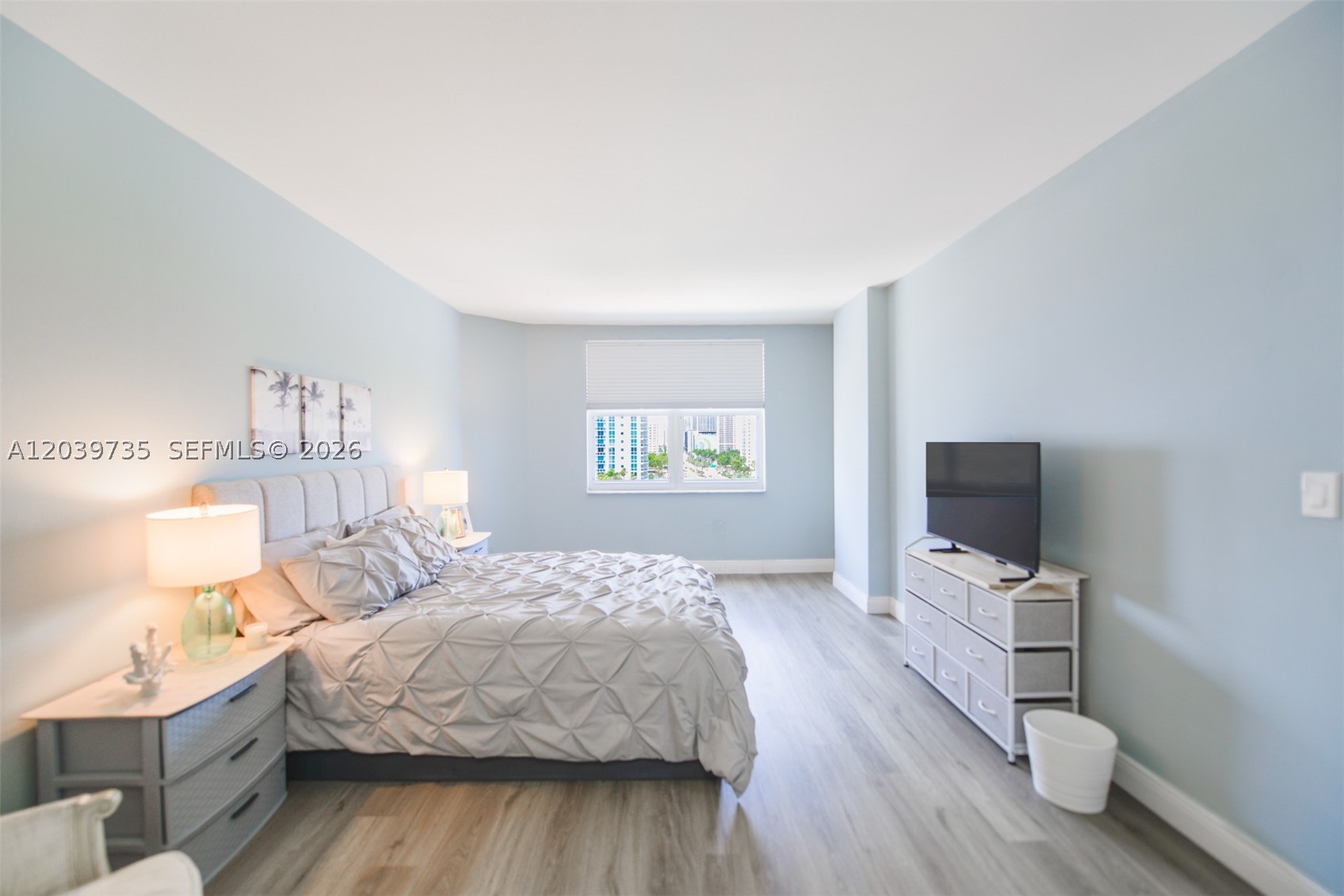 HEMISPHERES CONDO - Residential