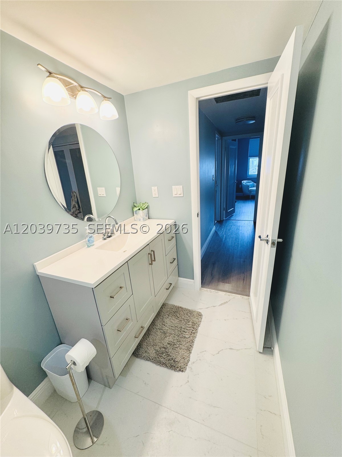 HEMISPHERES CONDO - Residential