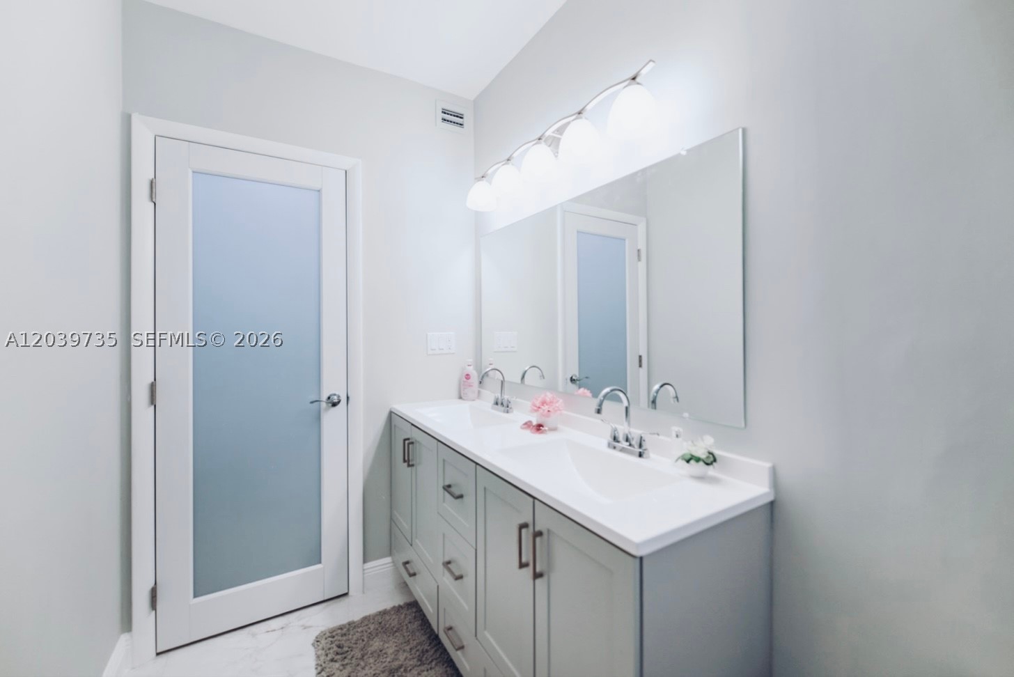 HEMISPHERES CONDO - Residential