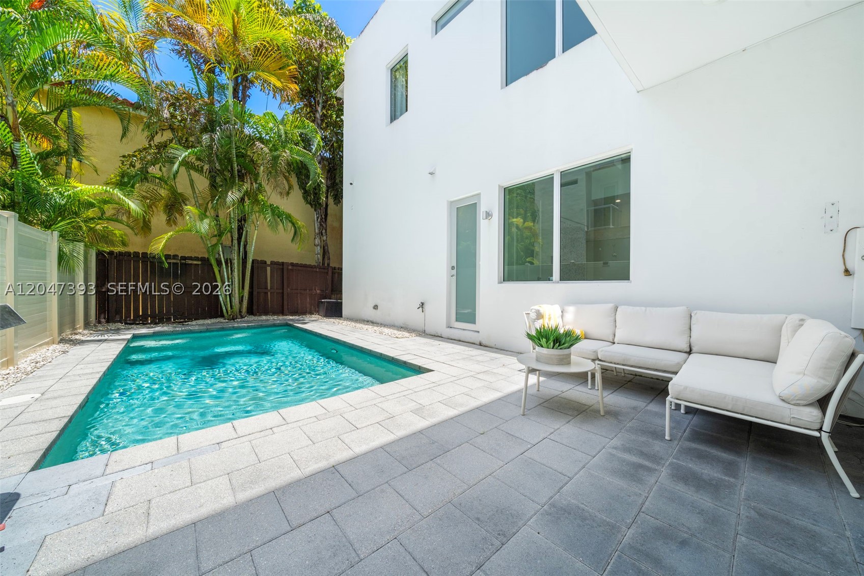 3251-53 SW 32 AVE CONDO - Residential