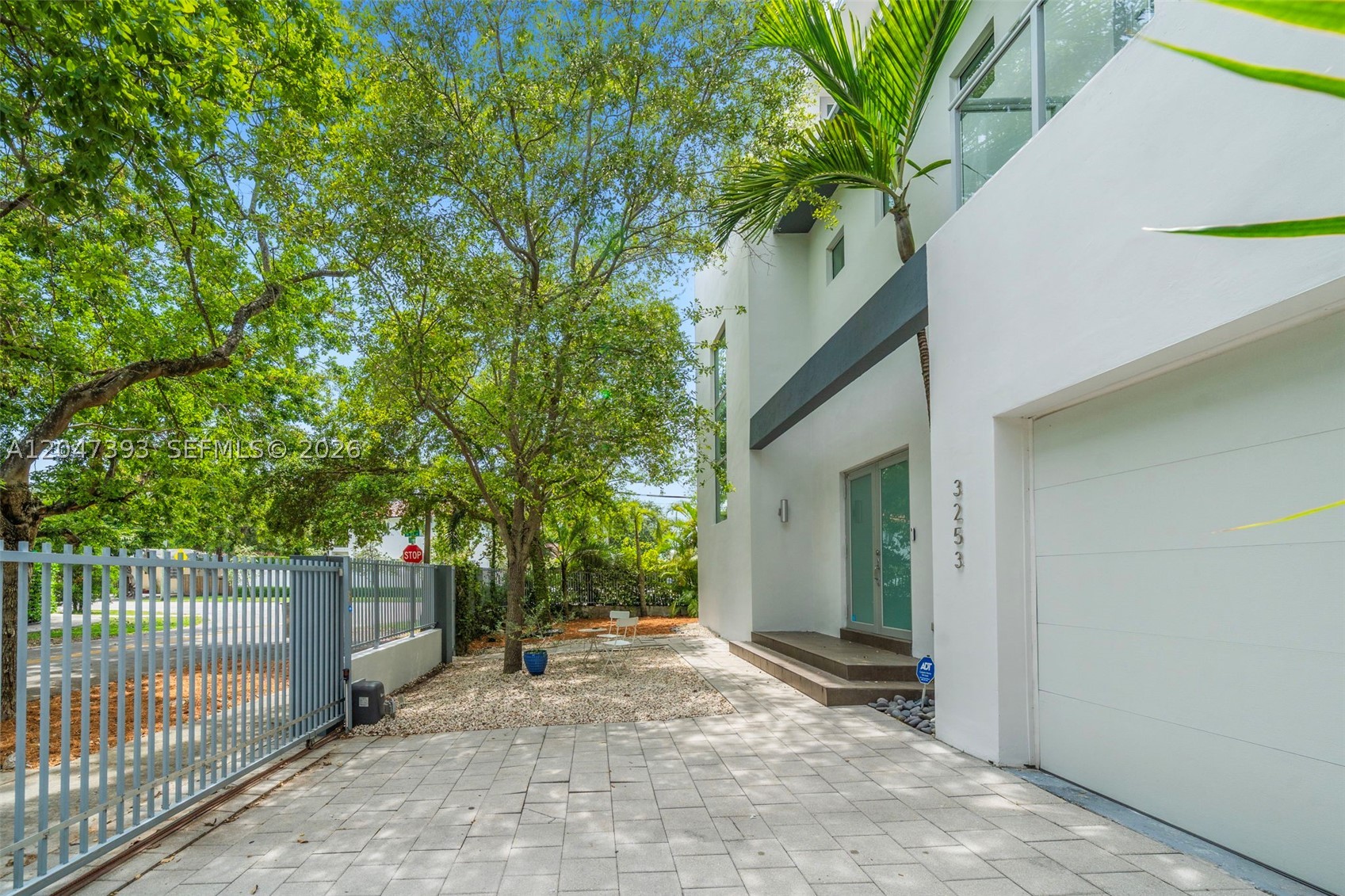 3251-53 SW 32 AVE CONDO - Residential