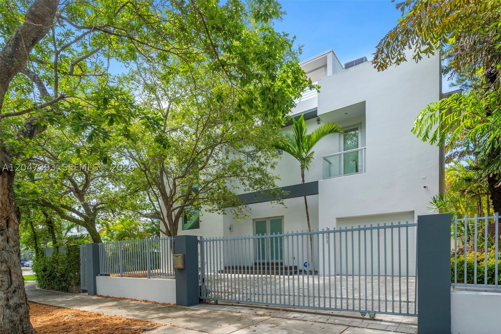 3251-53 SW 32 AVE CONDO - Residential