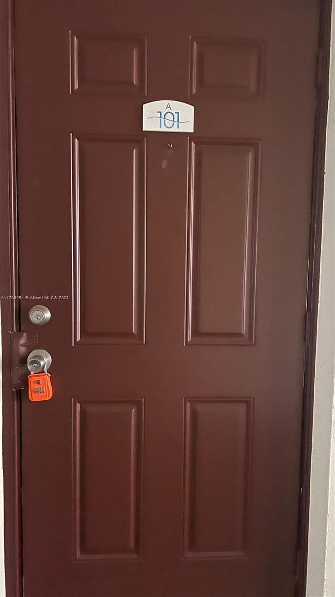 OLA CONDO - Residential Lease