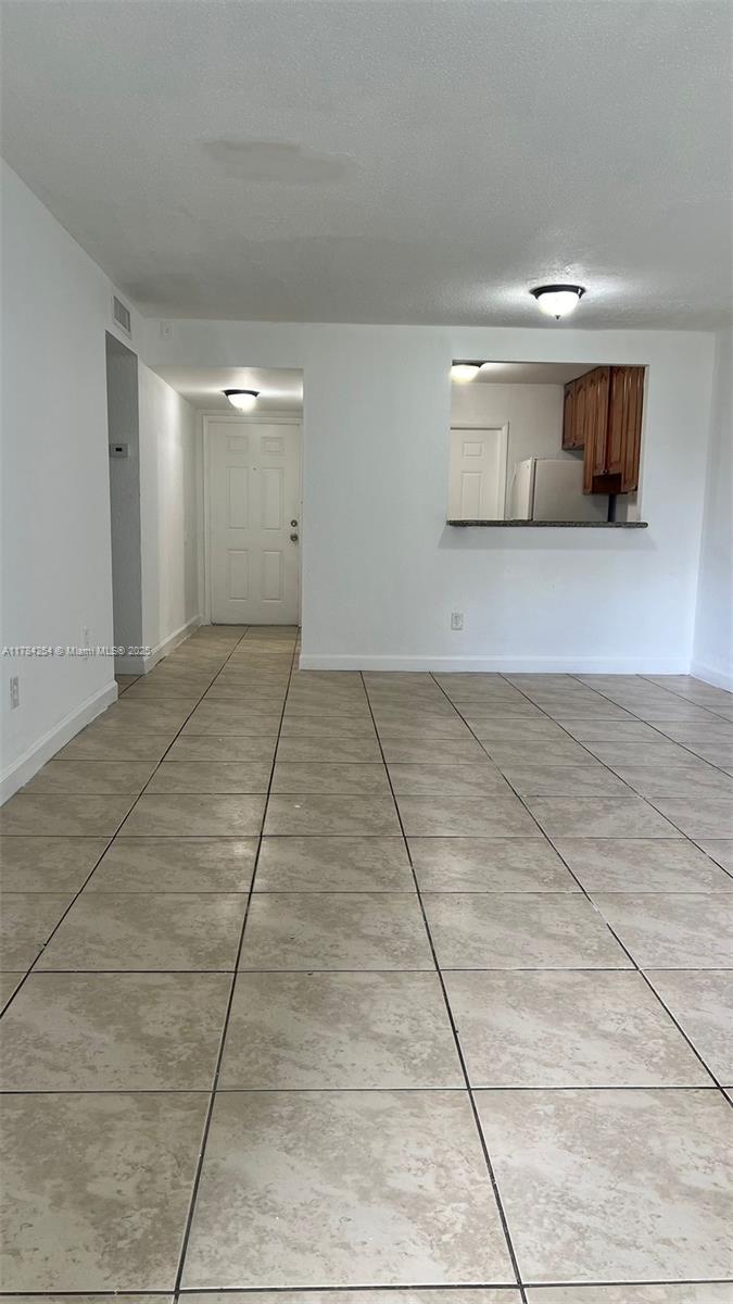 OLA CONDO - Residential Lease