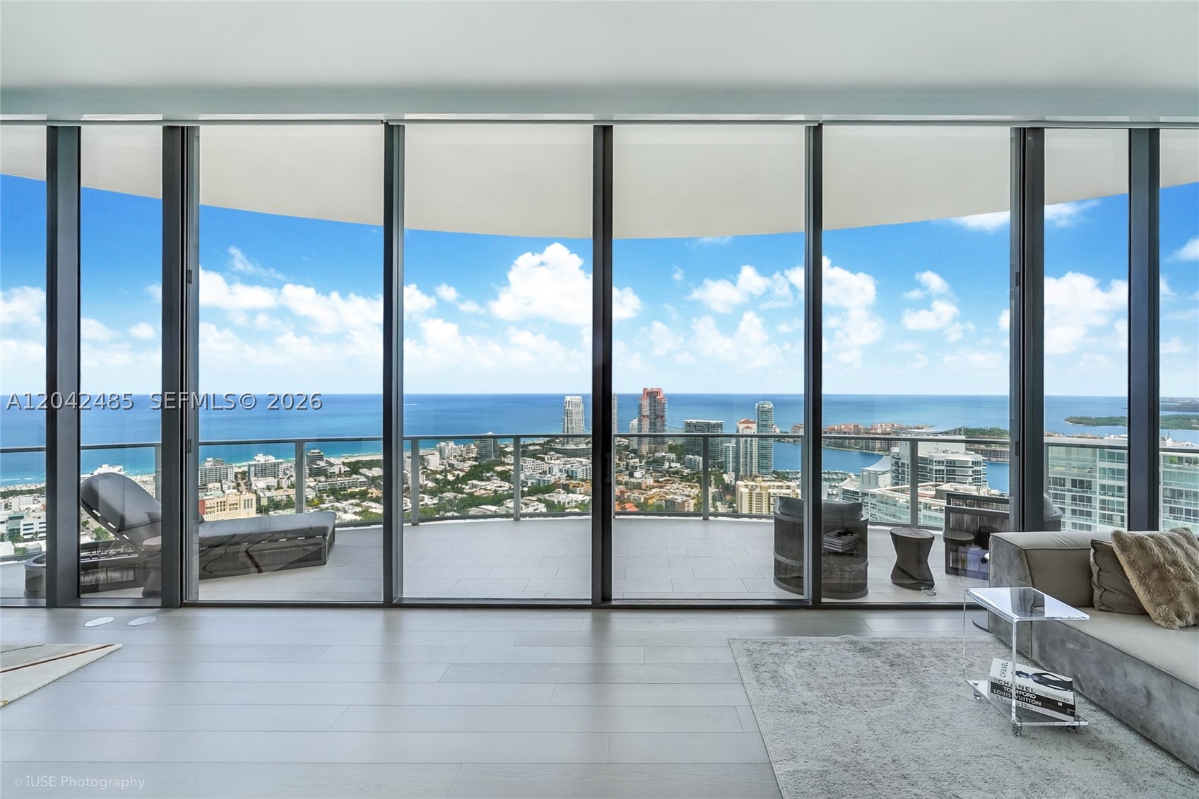 FIVE PARK CONDO - Residential
