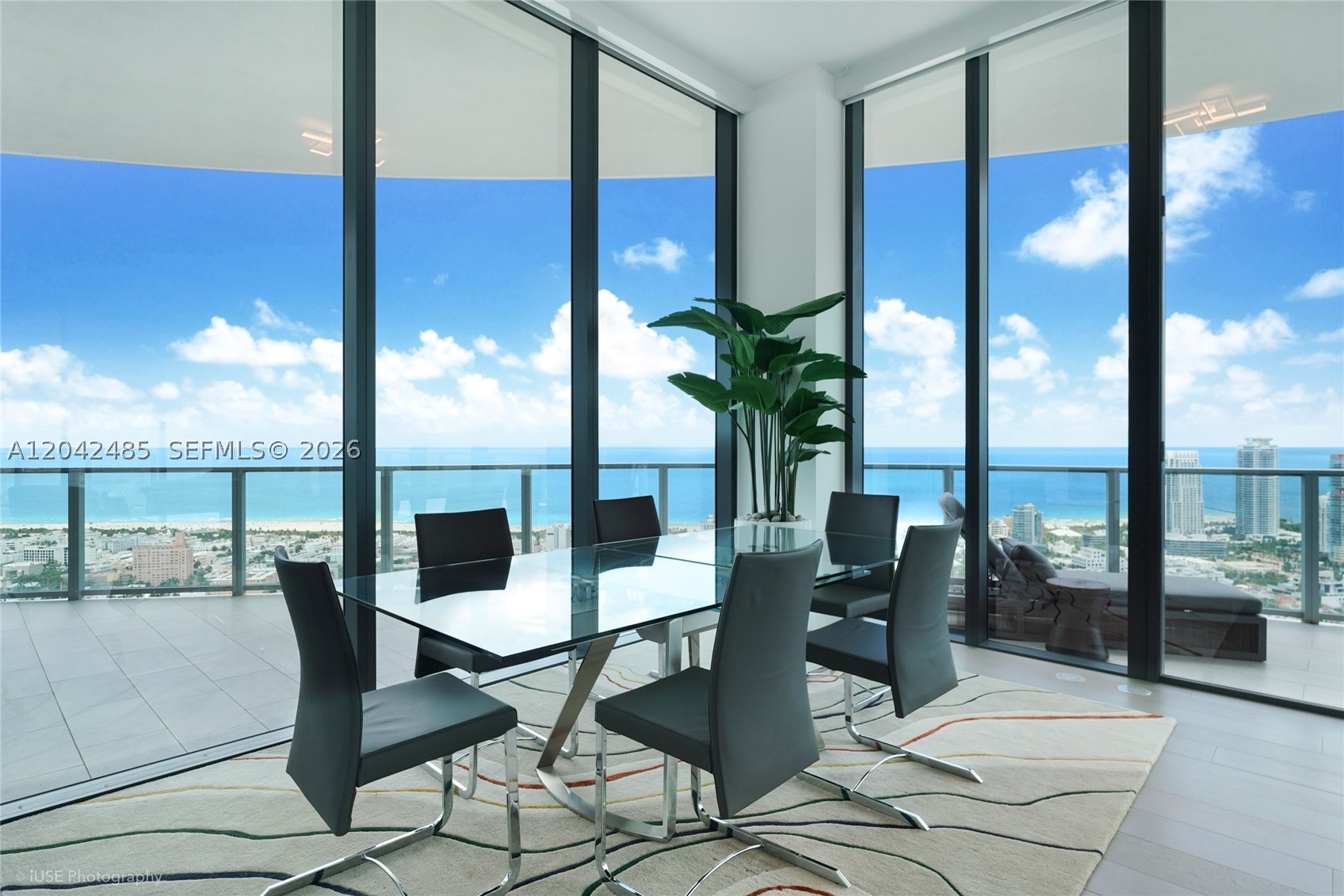 FIVE PARK CONDO - Residential