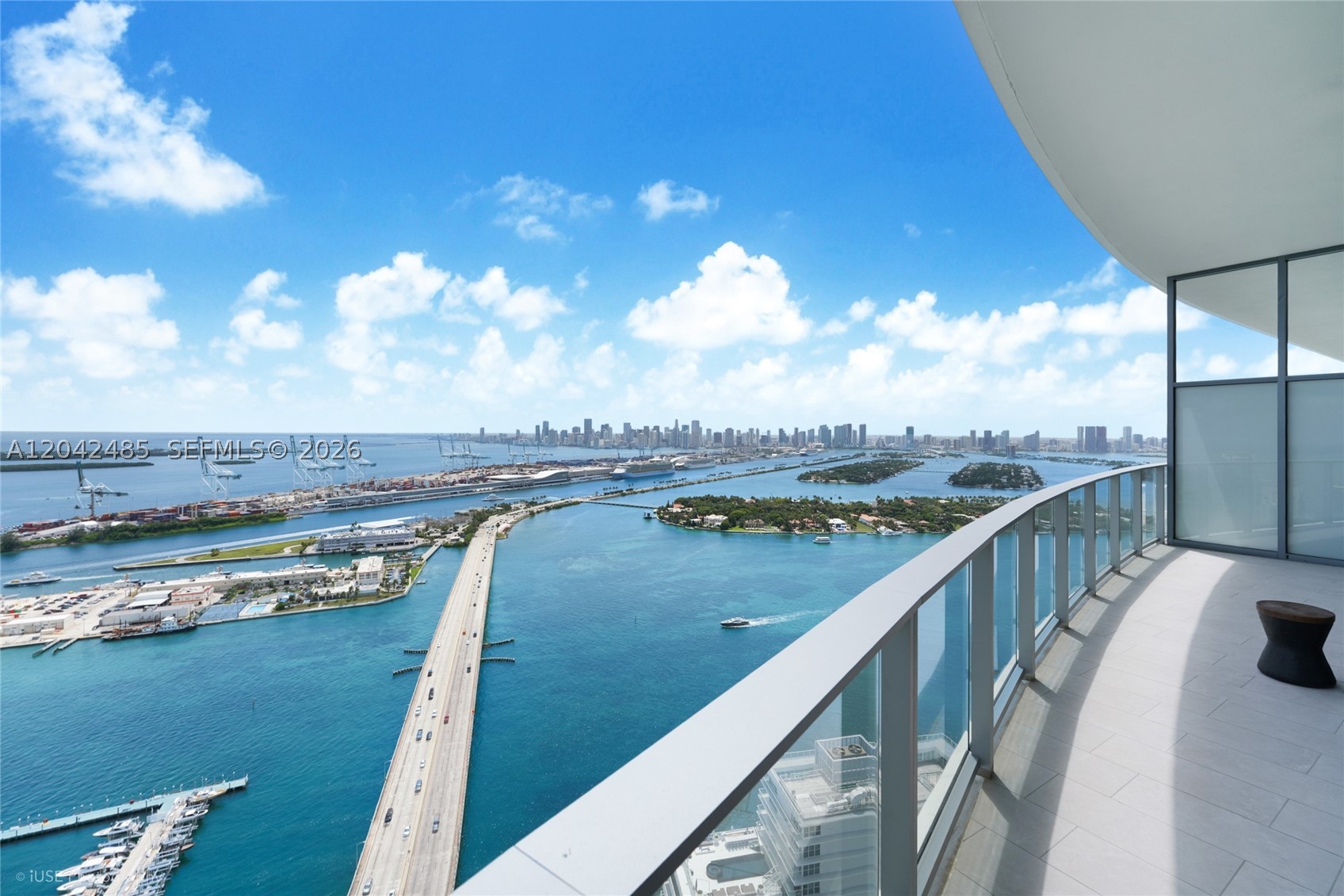 FIVE PARK CONDO - Residential
