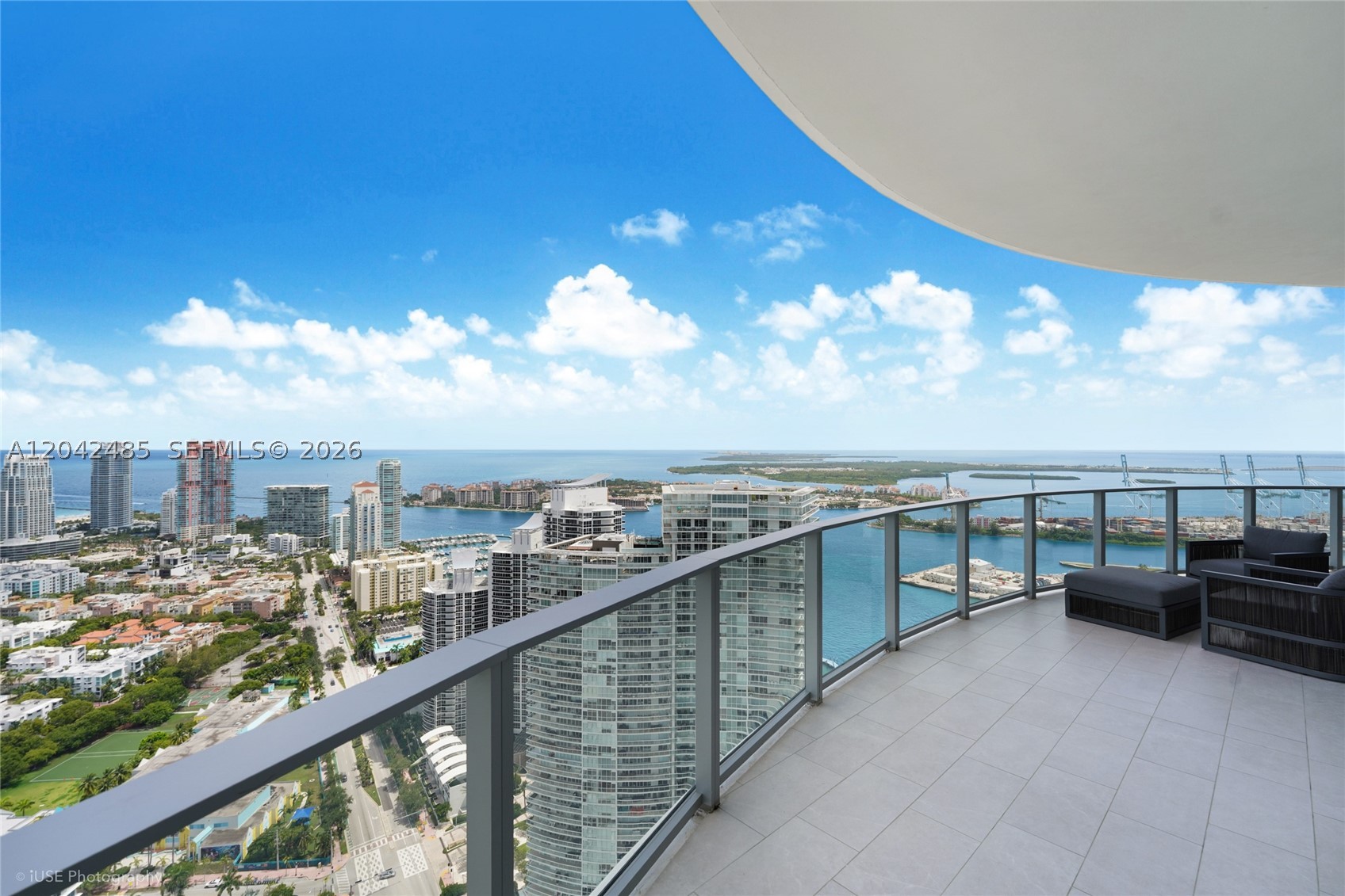 FIVE PARK CONDO - Residential