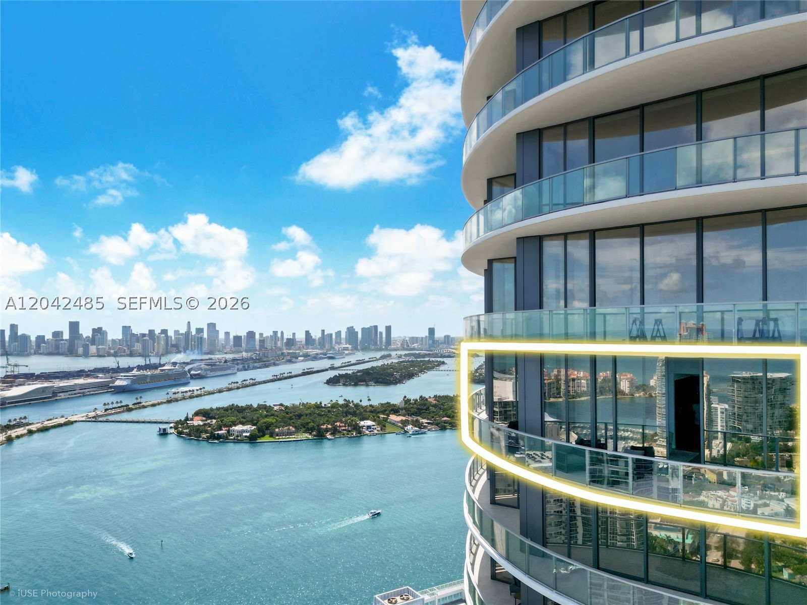 FIVE PARK CONDO - Residential
