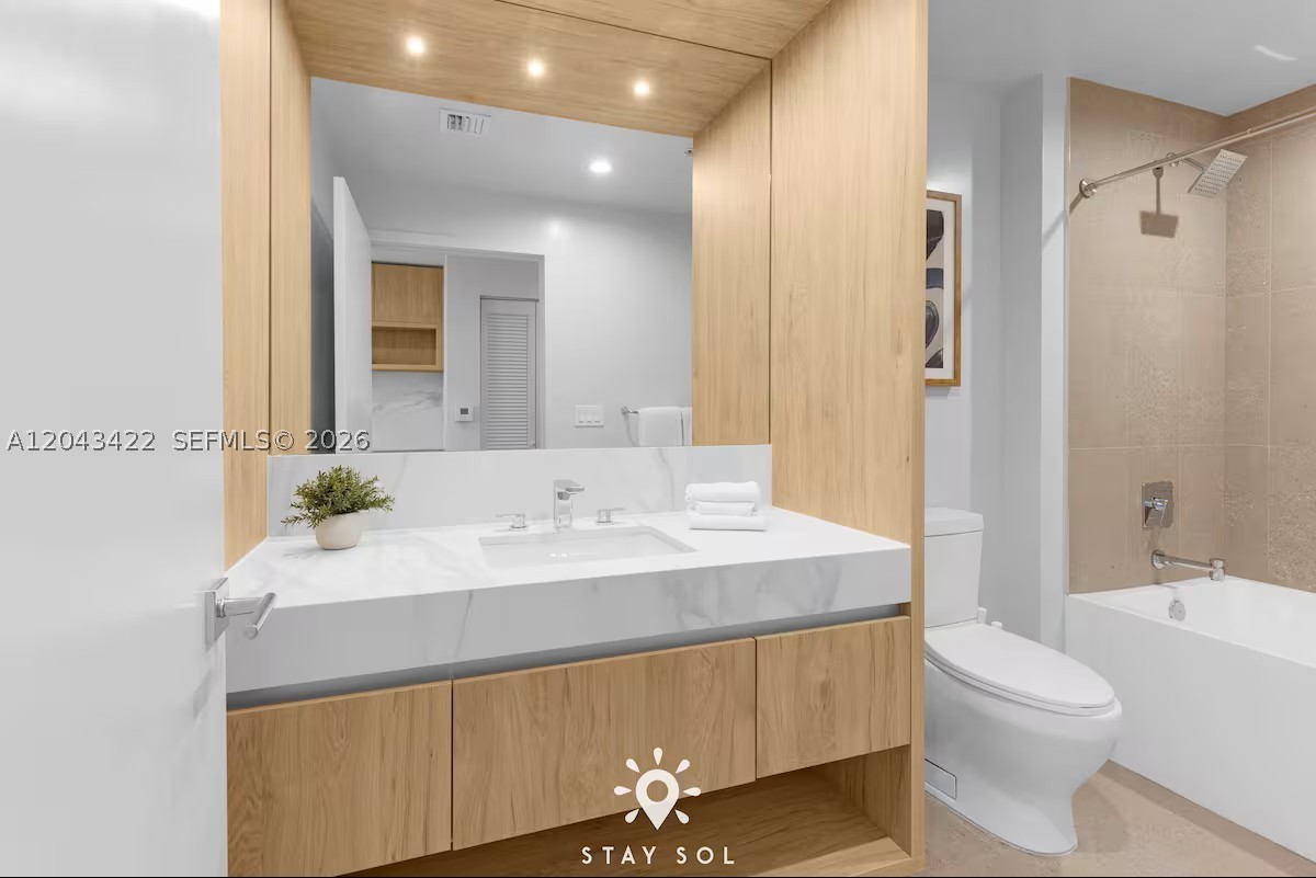 THE CROSBY - Residential
