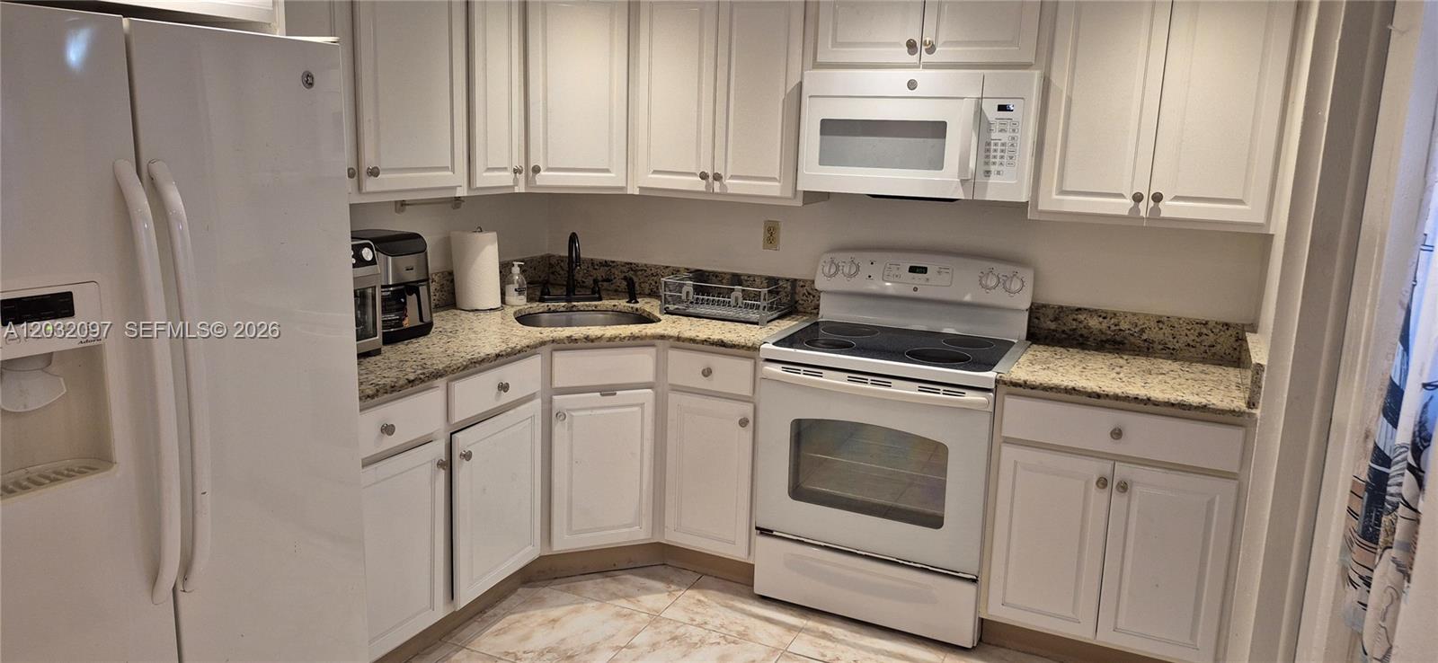 LYNN PARK REPLAT - Residential Lease
