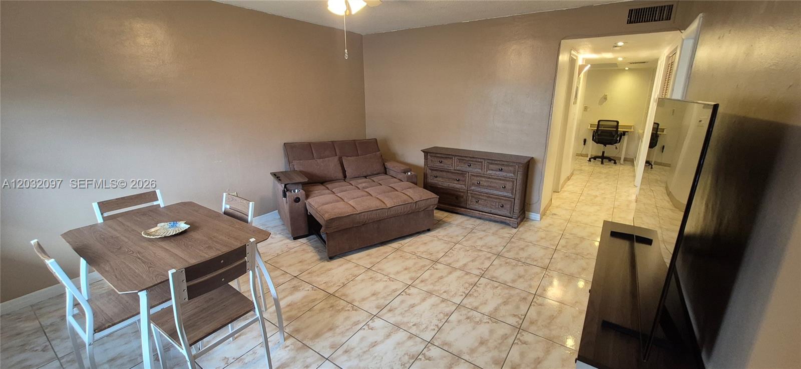 LYNN PARK REPLAT - Residential Lease