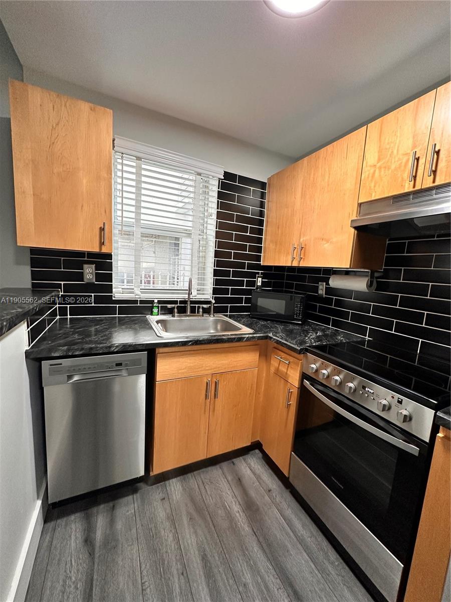 THE RUSKIN CONDO - Residential