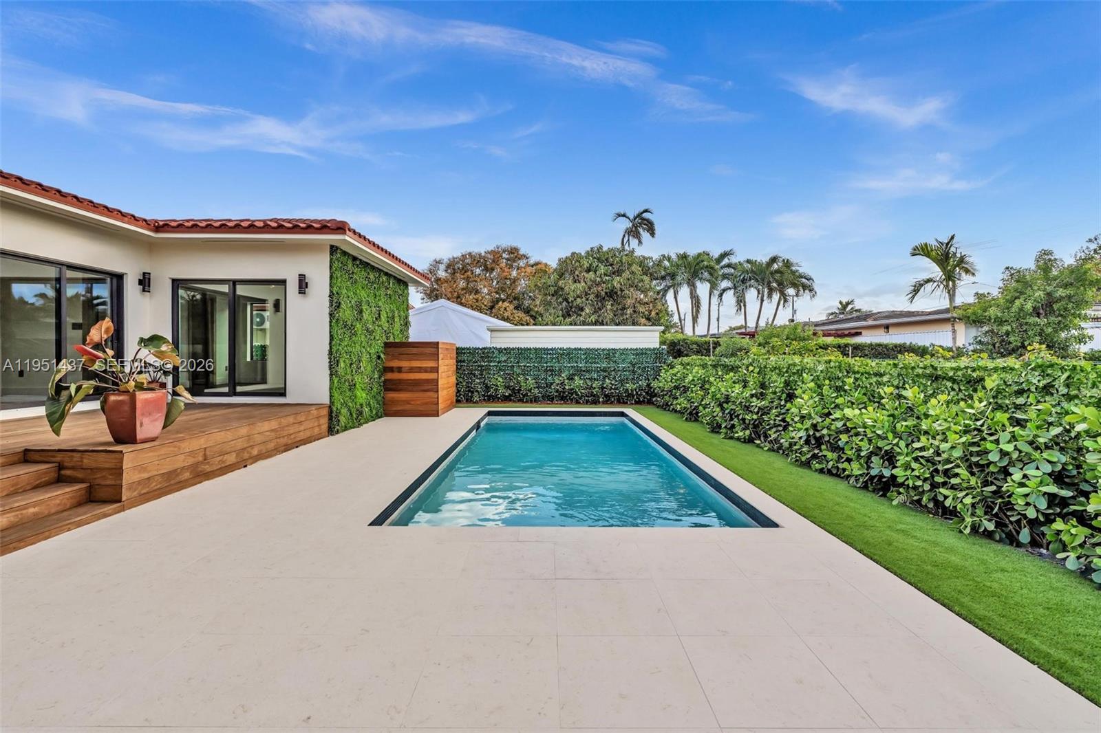 ALTOS DEL MAR NO 6 - Residential