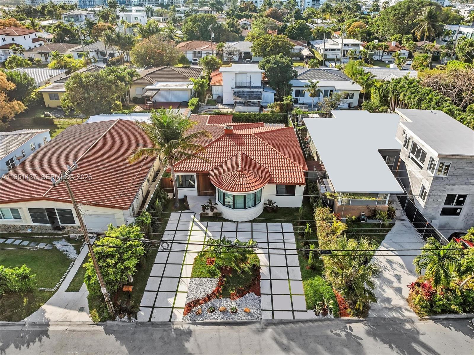ALTOS DEL MAR NO 6 - Residential