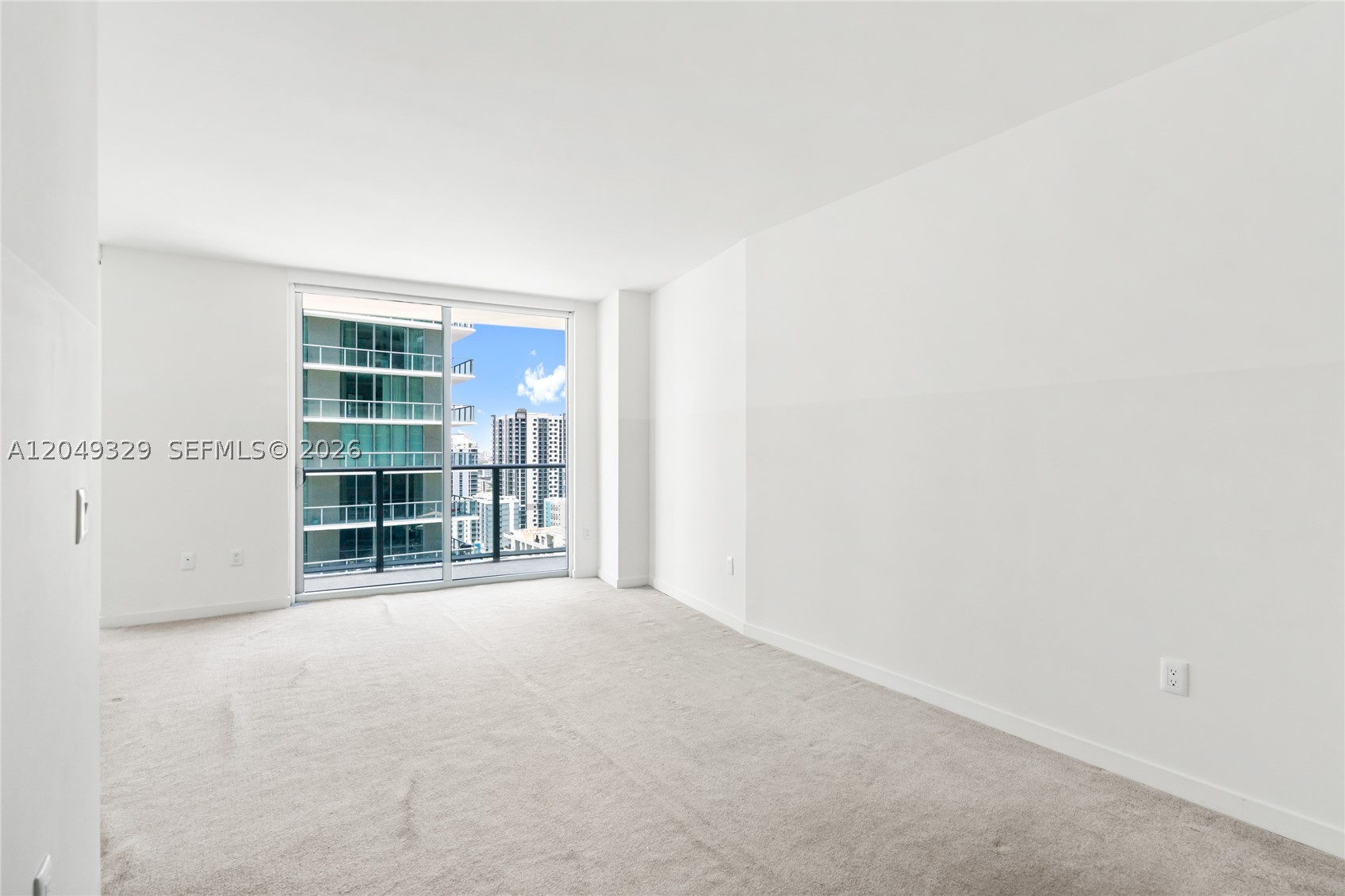 1100 MILLECENTO RESIDENCE - Residential