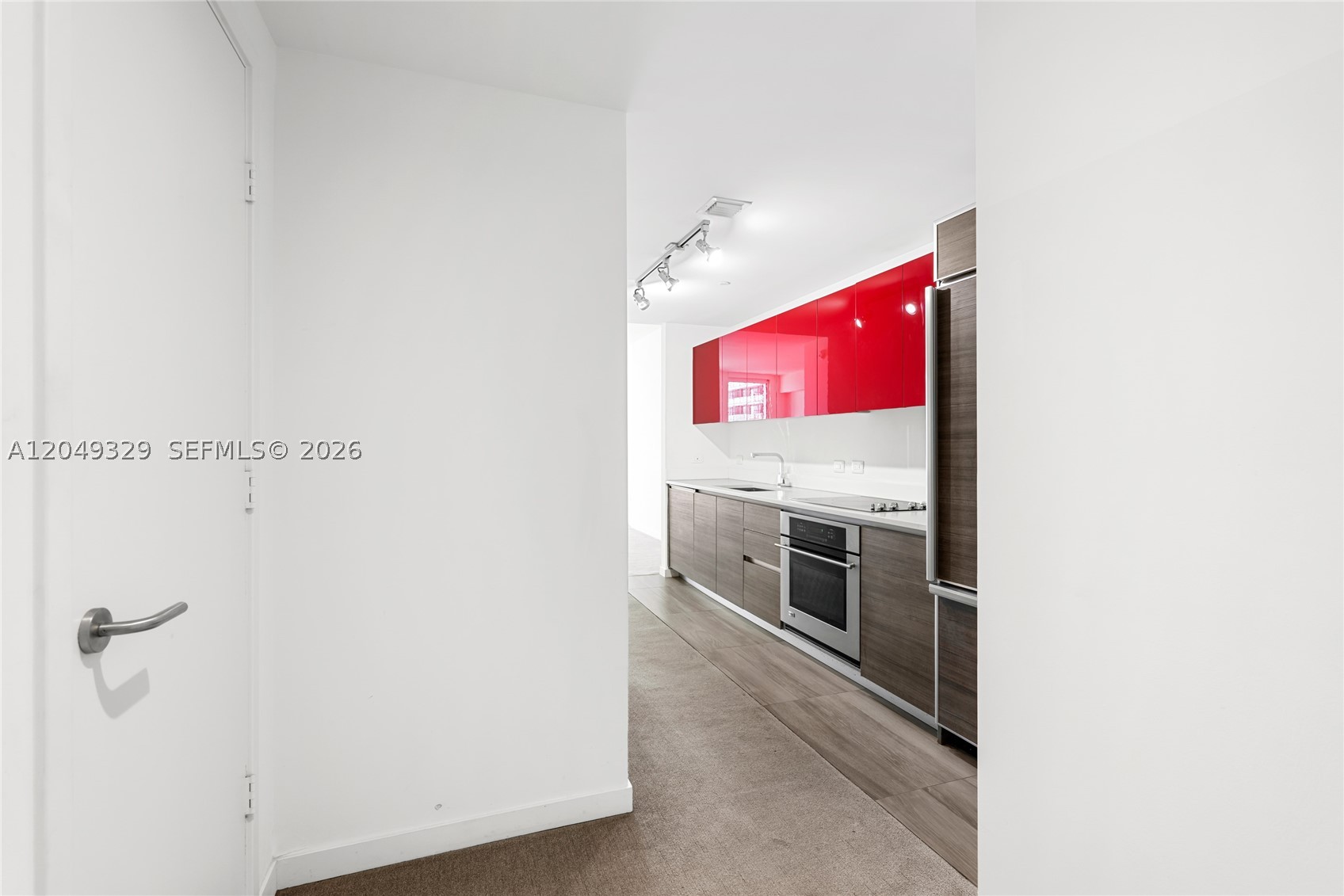1100 MILLECENTO RESIDENCE - Residential