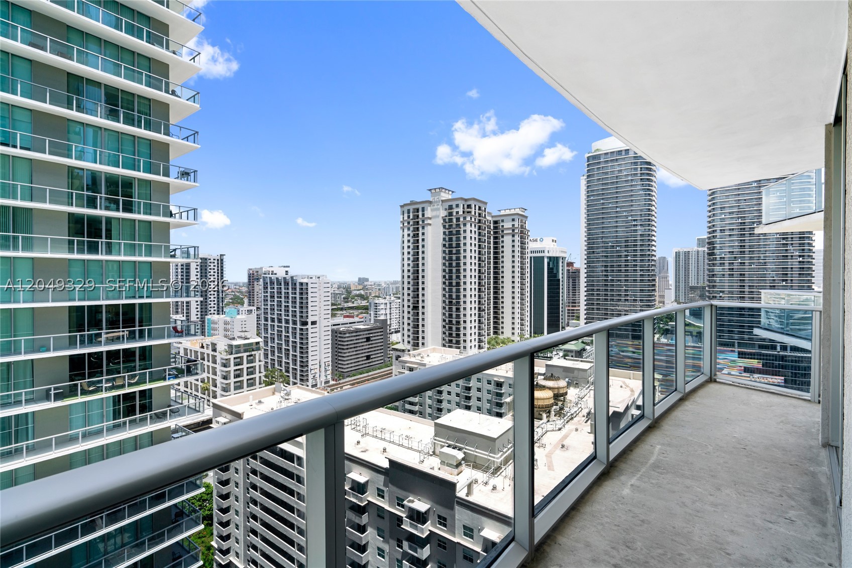 1100 MILLECENTO RESIDENCE - Residential