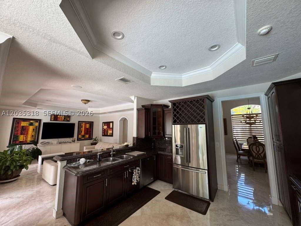 MAKO SUB - Residential Lease