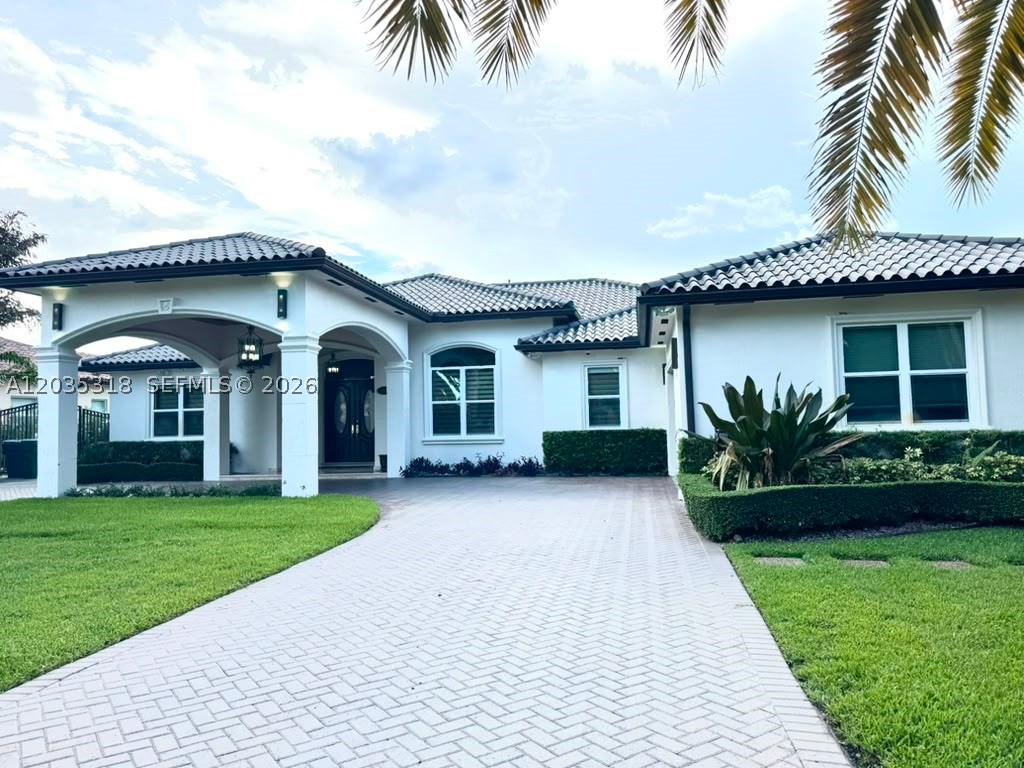 MAKO SUB - Residential Lease